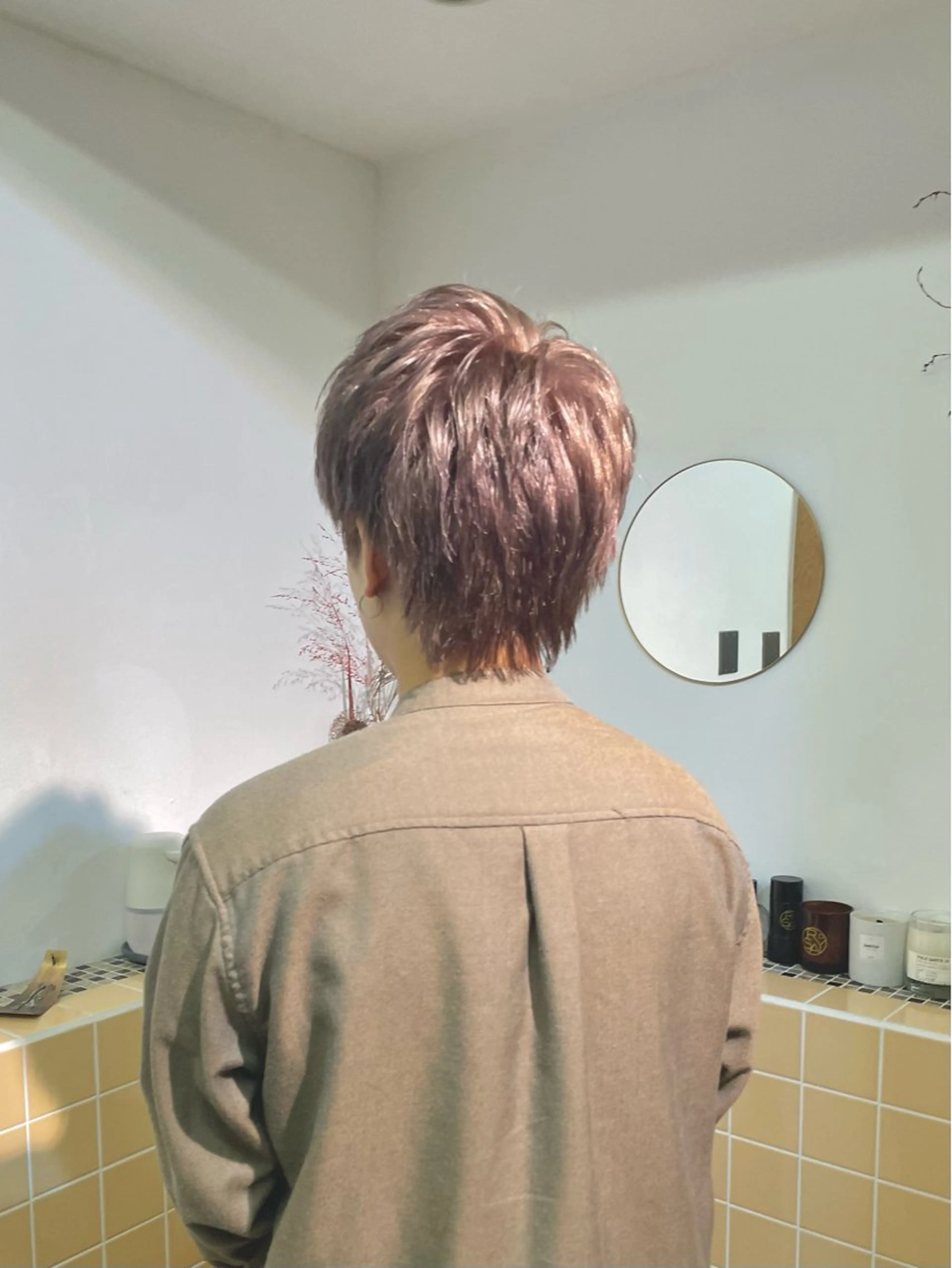 カラー メンズ メンズハイトーン ハイトーンカラー ヘアカラー Seeknext // Rukaのヘアスタイル