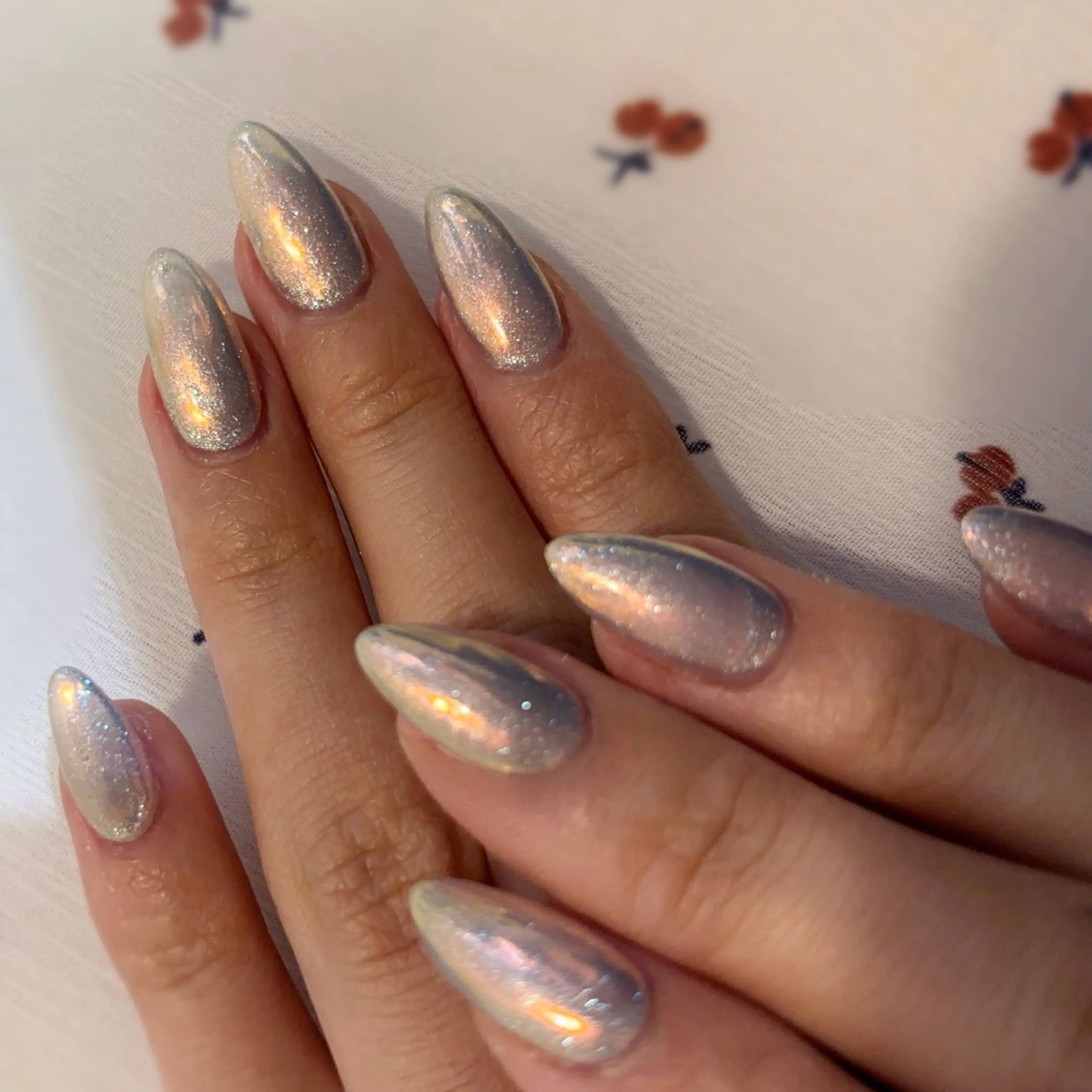 ネイル オーロラネイル フラッシュネイル ナカエ🐈‍⬛ ／relownailのネイルデザイン