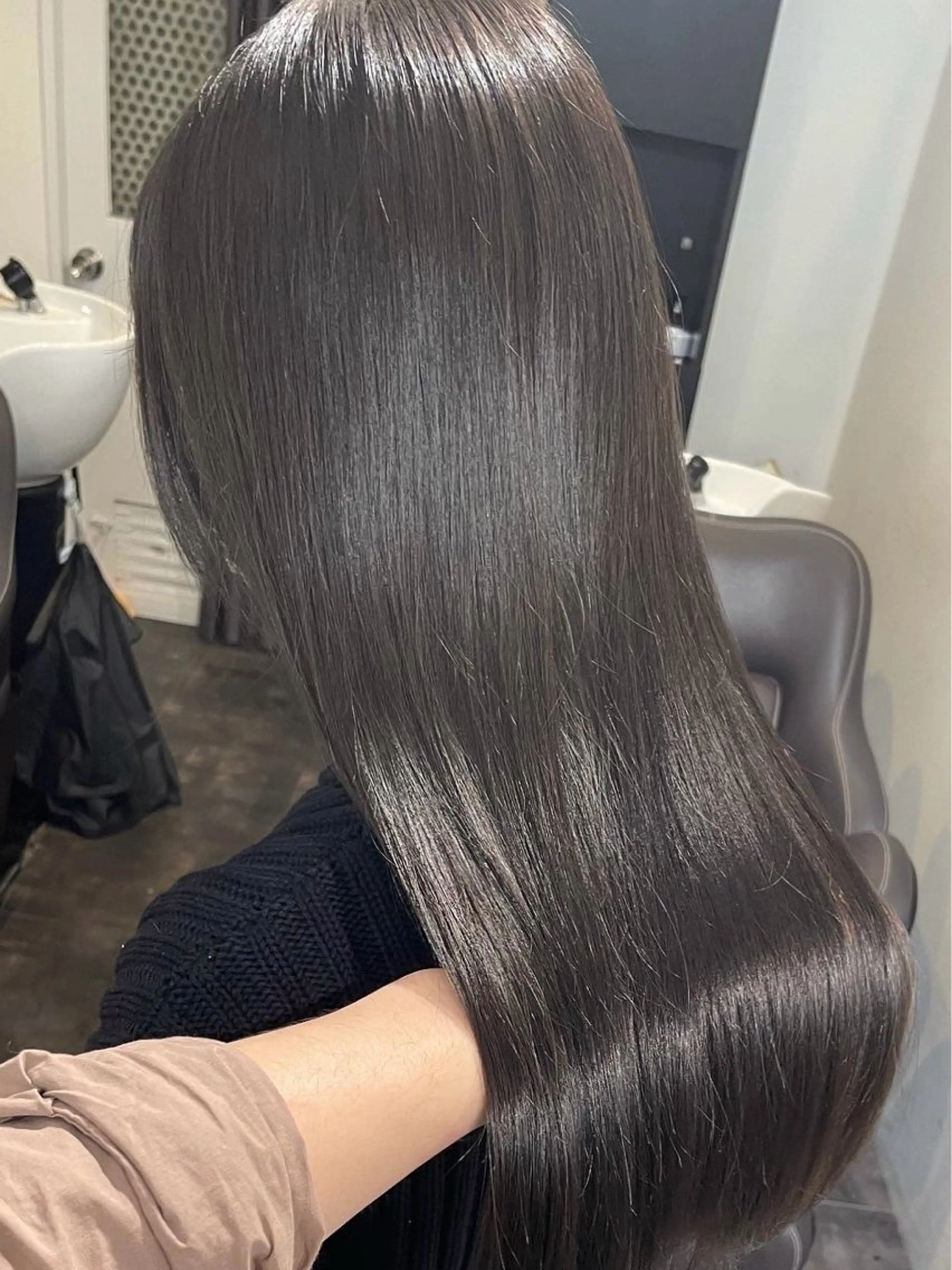 ロング カラー 💚色落ちまで可愛い 髪質改善カラーゆうまのヘアスタイル