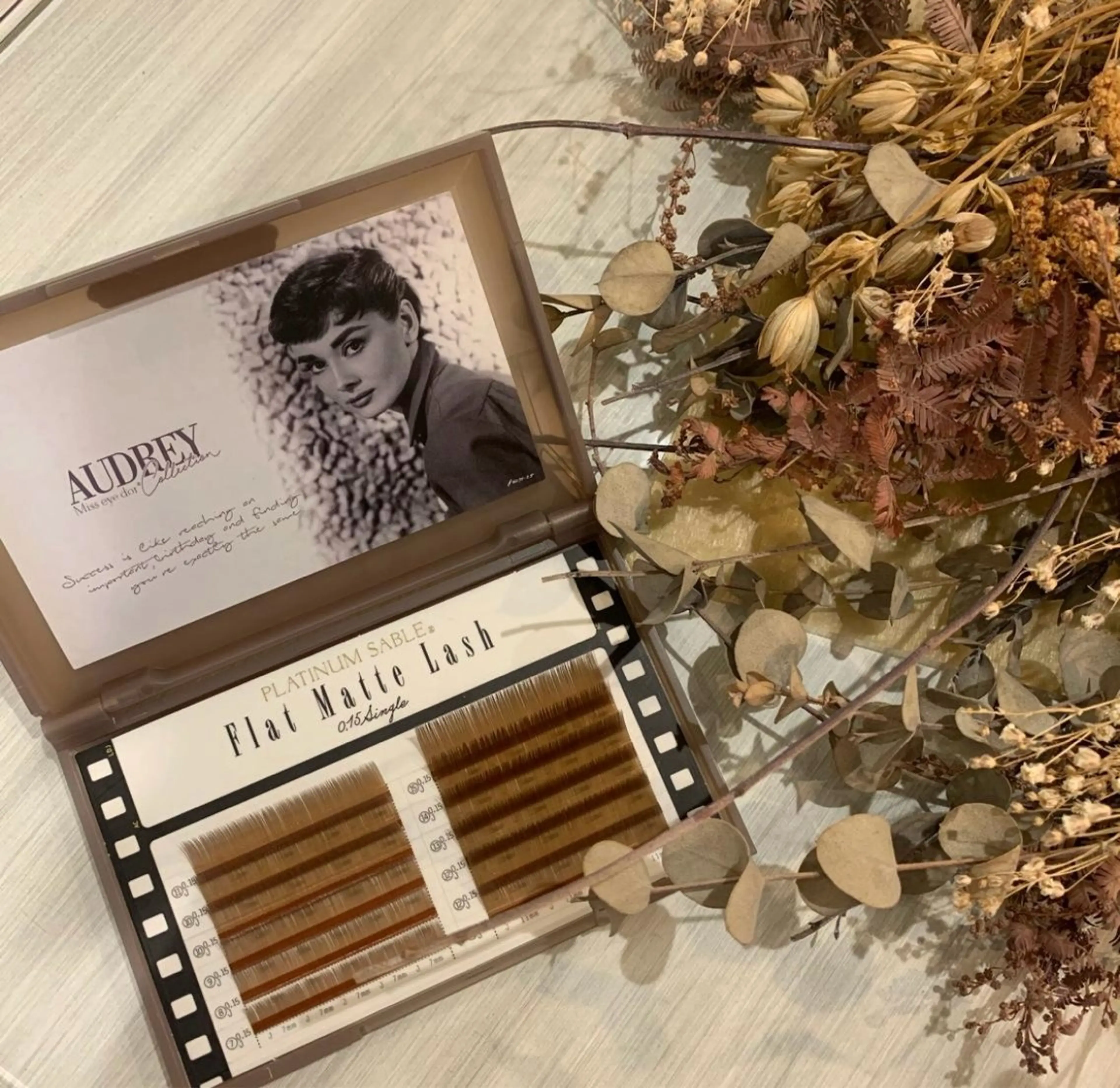 マツエク・マツパ r:na所属・r:na 【リーナ】のマツエク・マツパデザイン