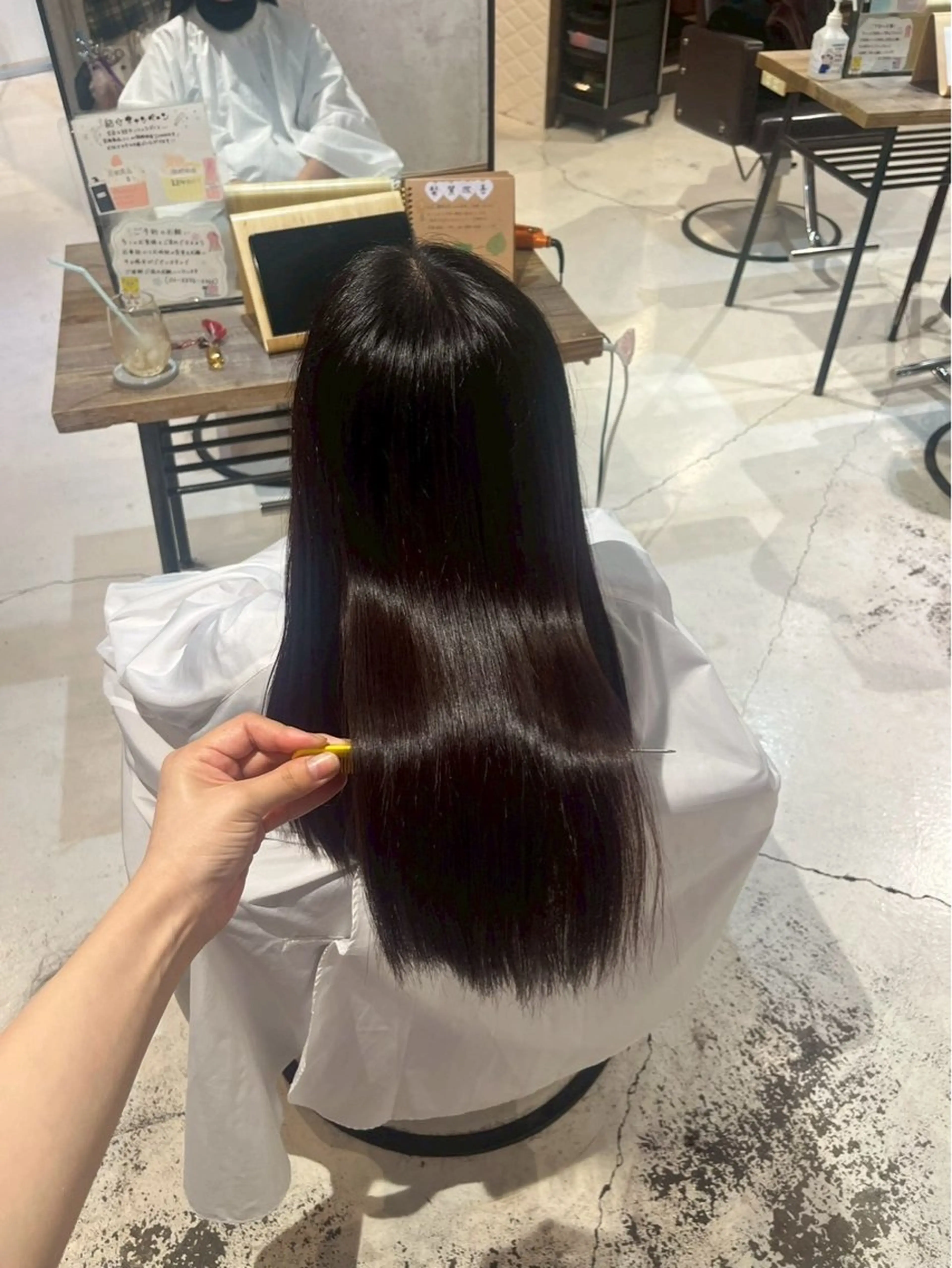 ロング 縮毛矯正 トリートメント AInoa Hanare所属・【髪質改善】市原 詩織のヘアスタイル