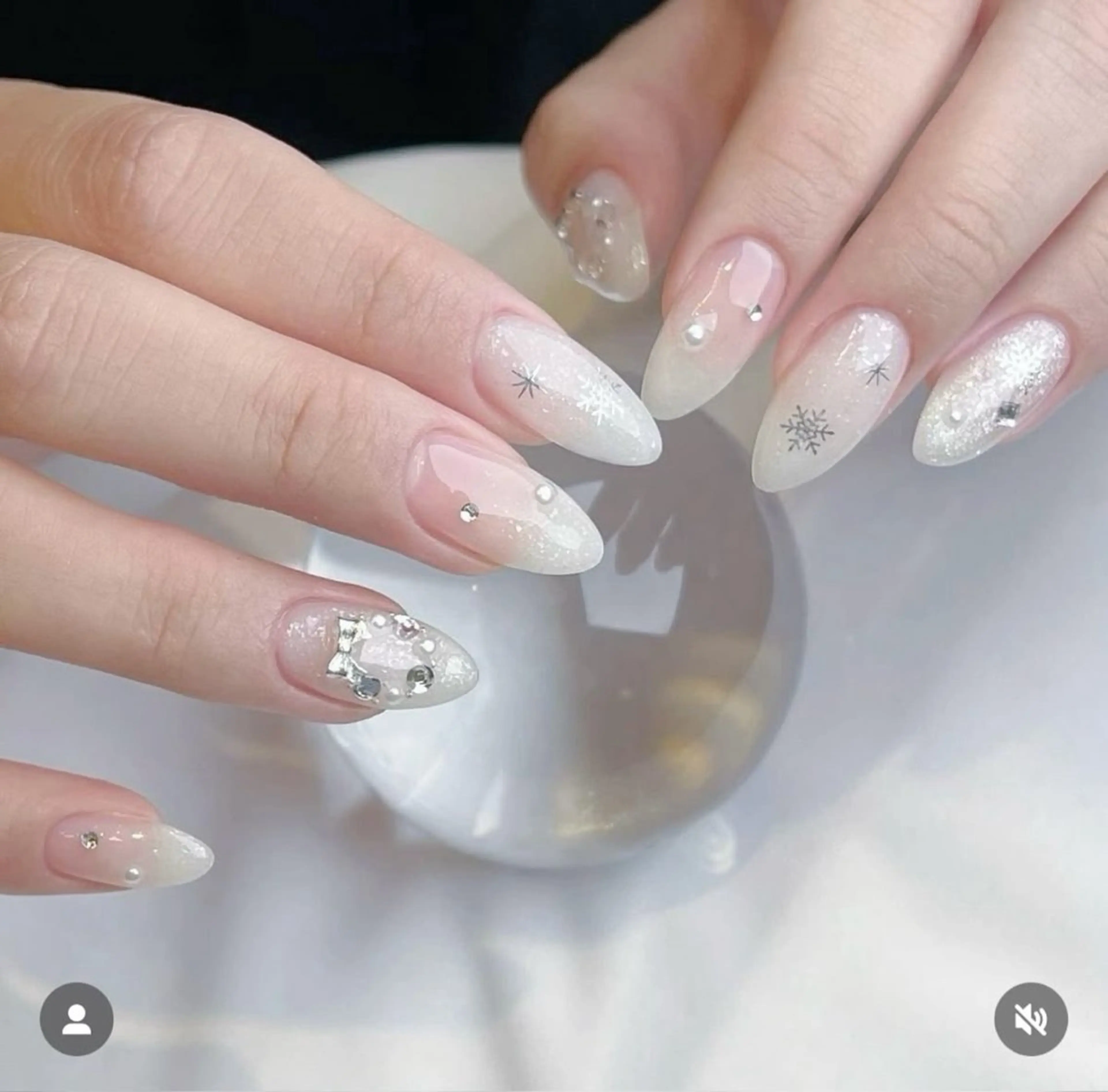 ネイル アートネイル 長さ出し ジェルネイル マグネットネイル ニュアンスネイル ハンドネイル Kanao_ CloudyChanのネイルデザイン