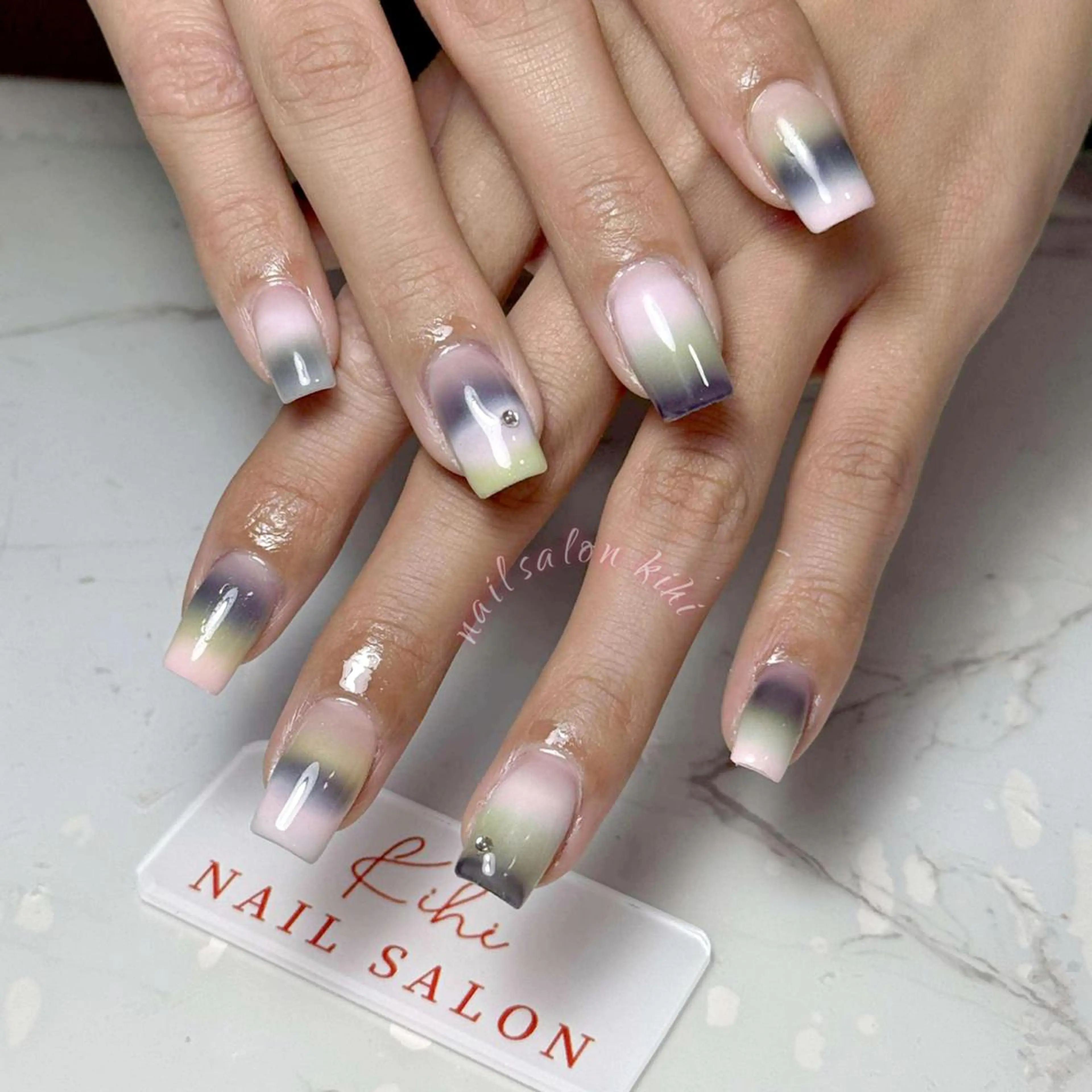 ネイル ゆな 研修中のネイルデザイン