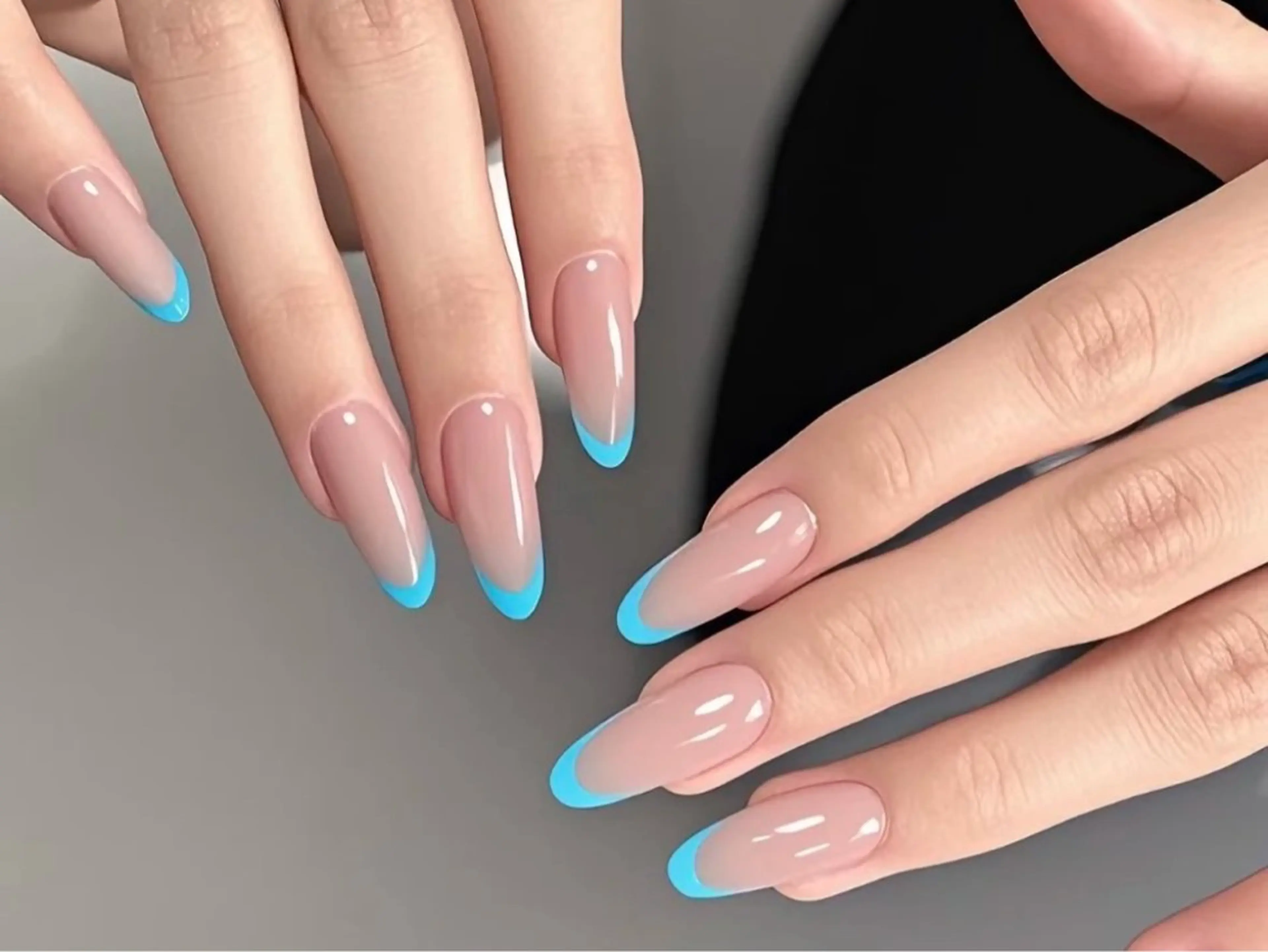 ロング ハンドネイル NOA NAILのネイルデザイン