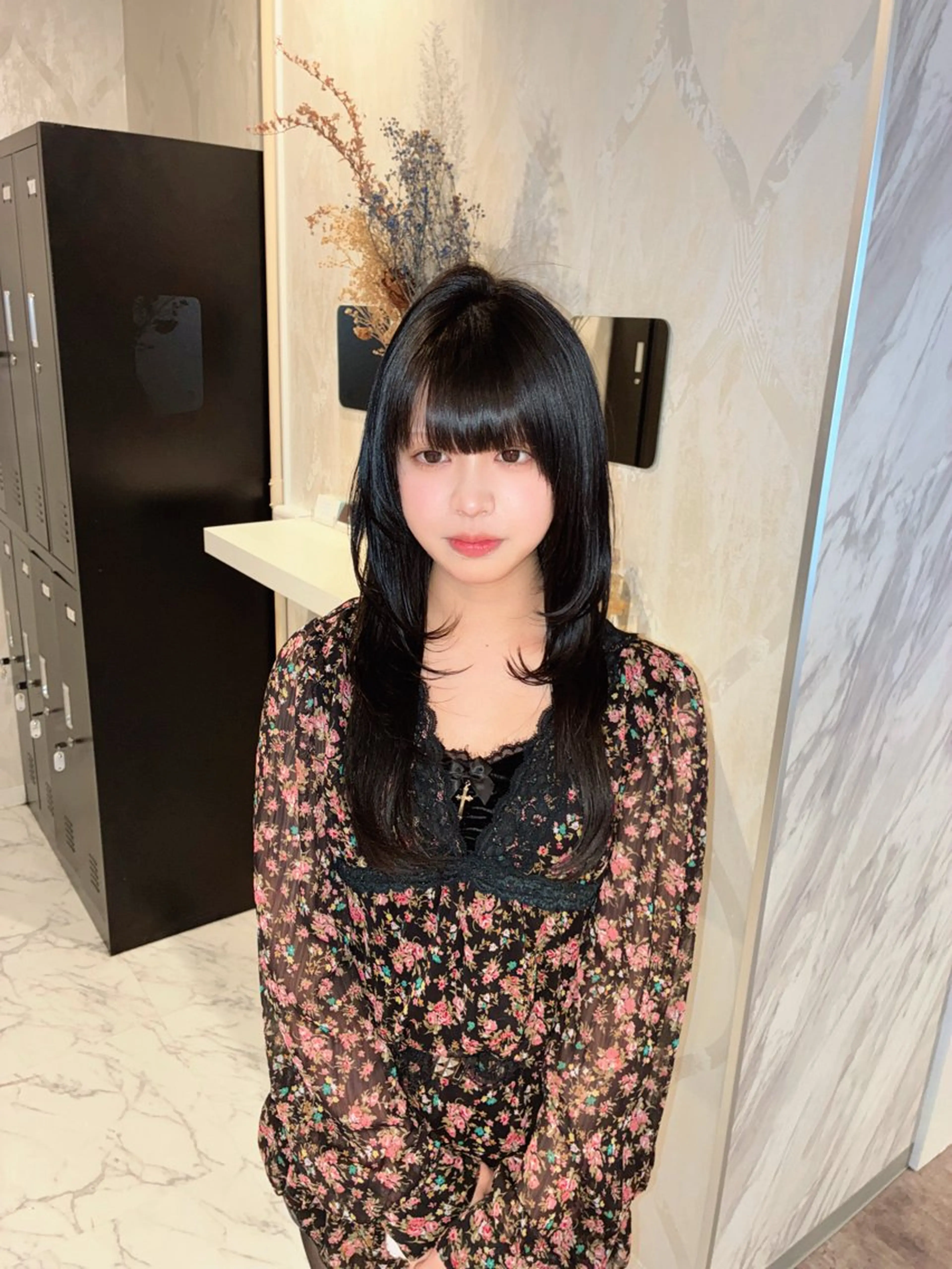 セミロング カラー ハッシュカット Hair salon HAL所属・ハナダ メイのヘアスタイル