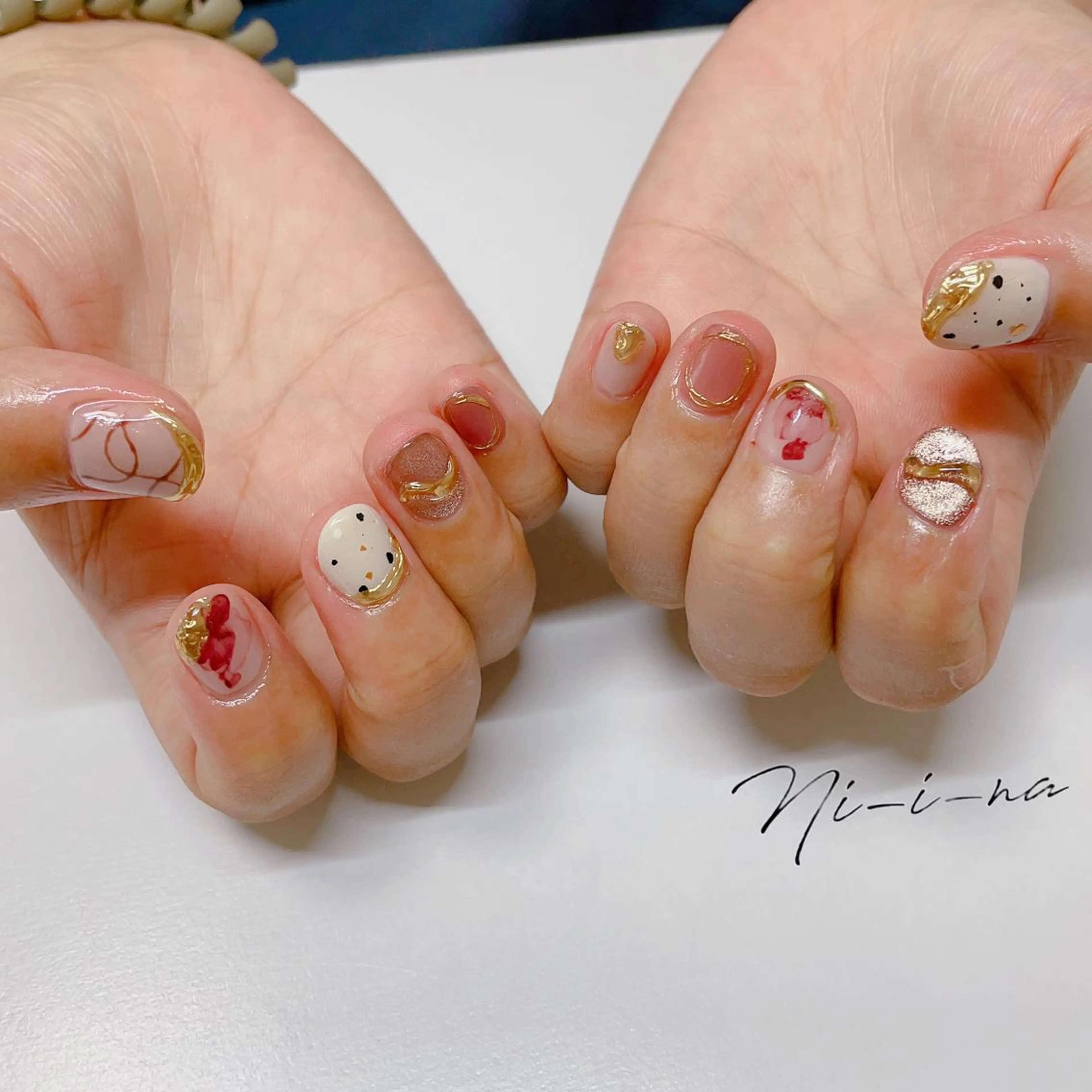 ネイル ハンドネイル nail salon Ni-i-naのネイルデザイン