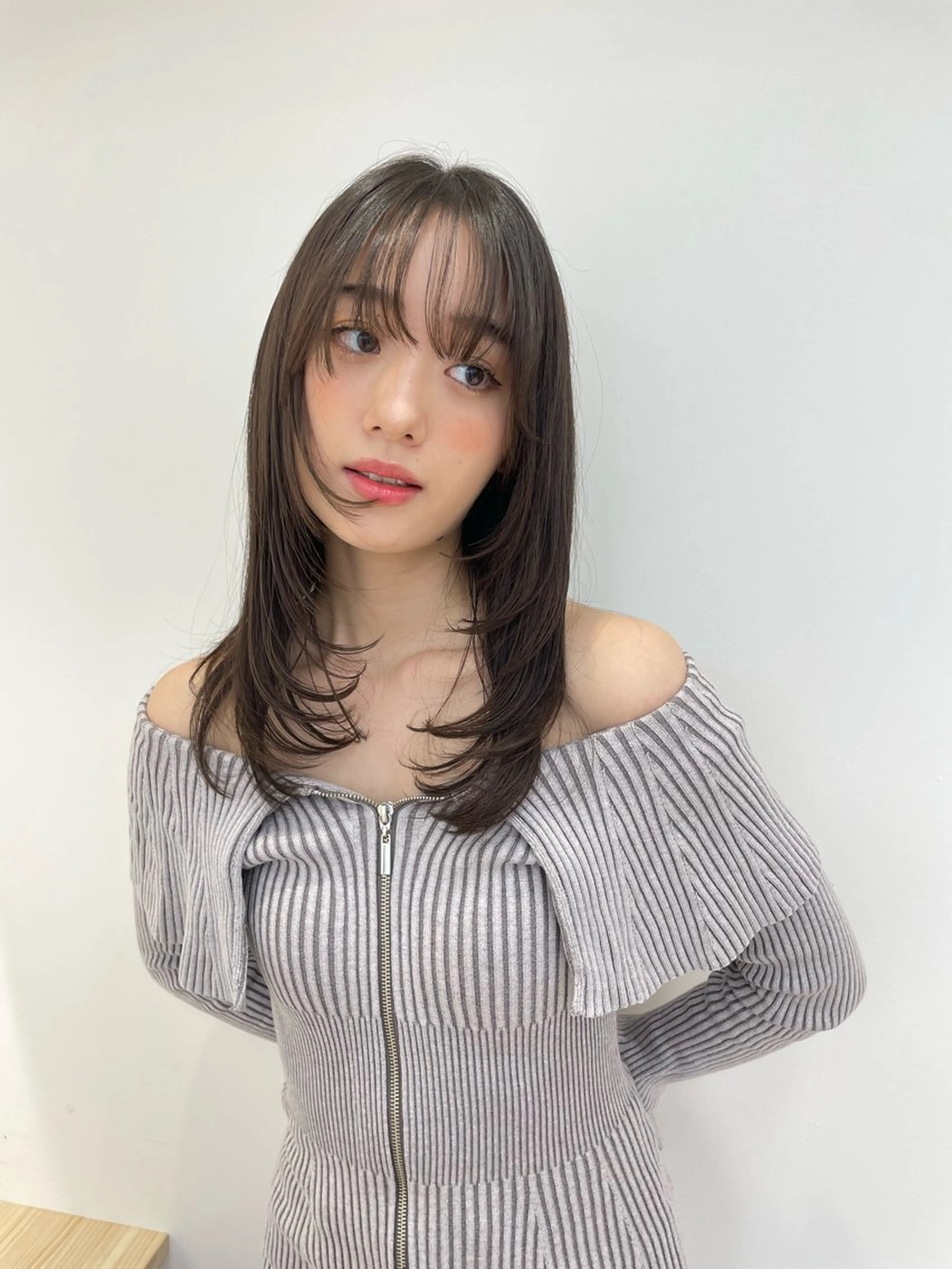セミロング ヘアカラー トリートメント 透明感カラー 🩰あさのヘアスタイル