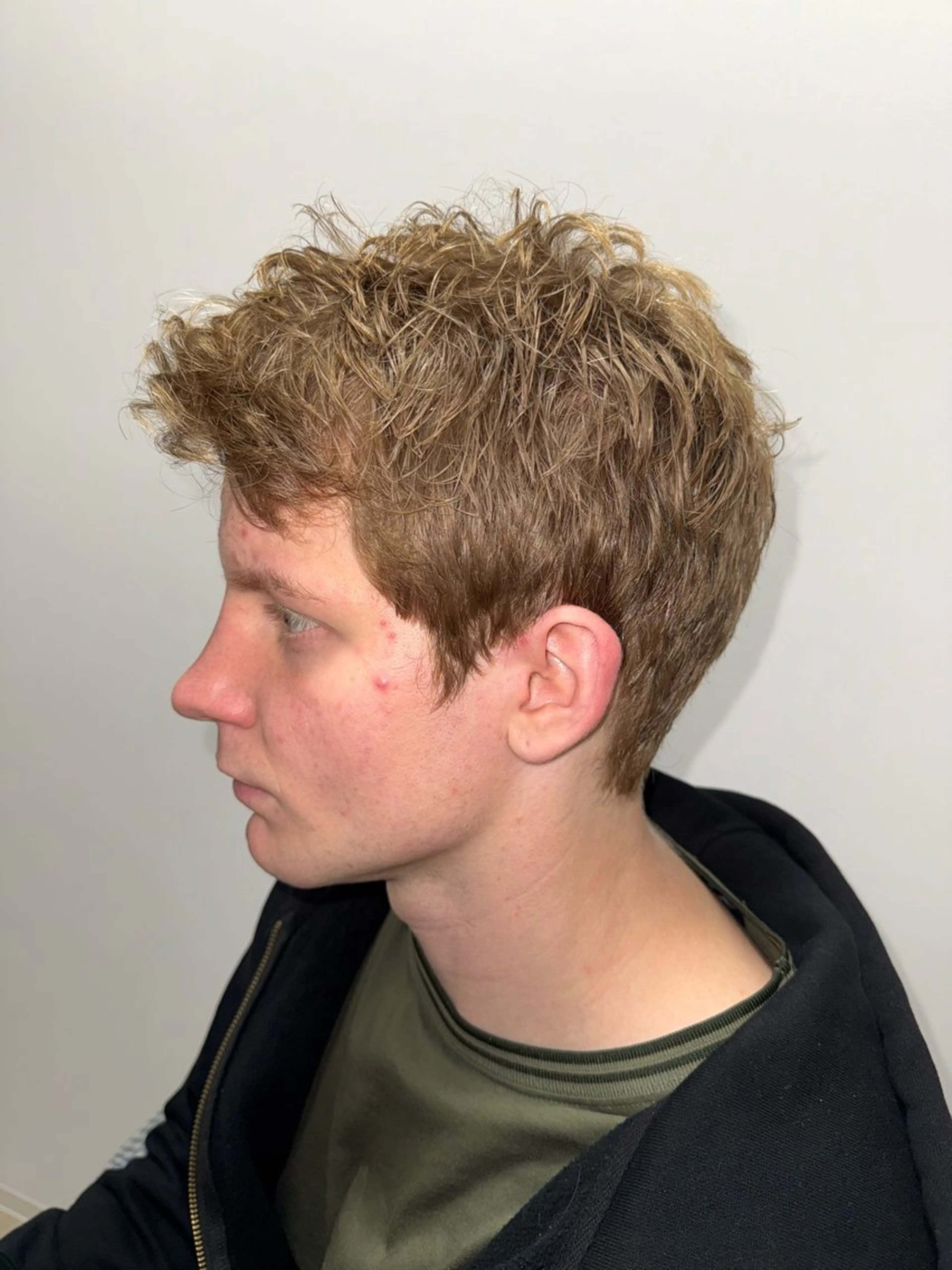 ショート men's salon bloc所属・石澤 桃子のヘアスタイル