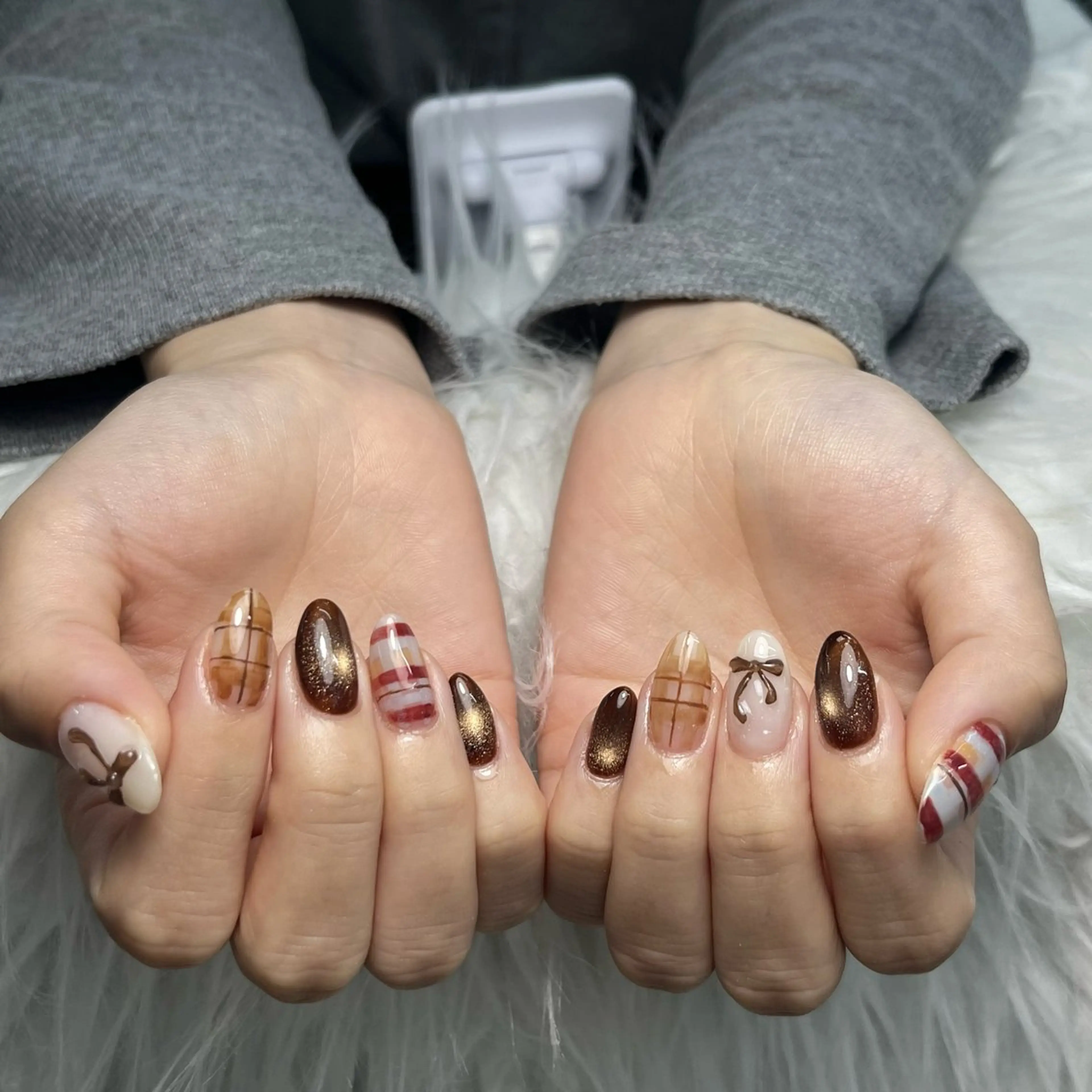 ネイル ハンドネイル ヒェウ Nail Nambaのネイルデザイン