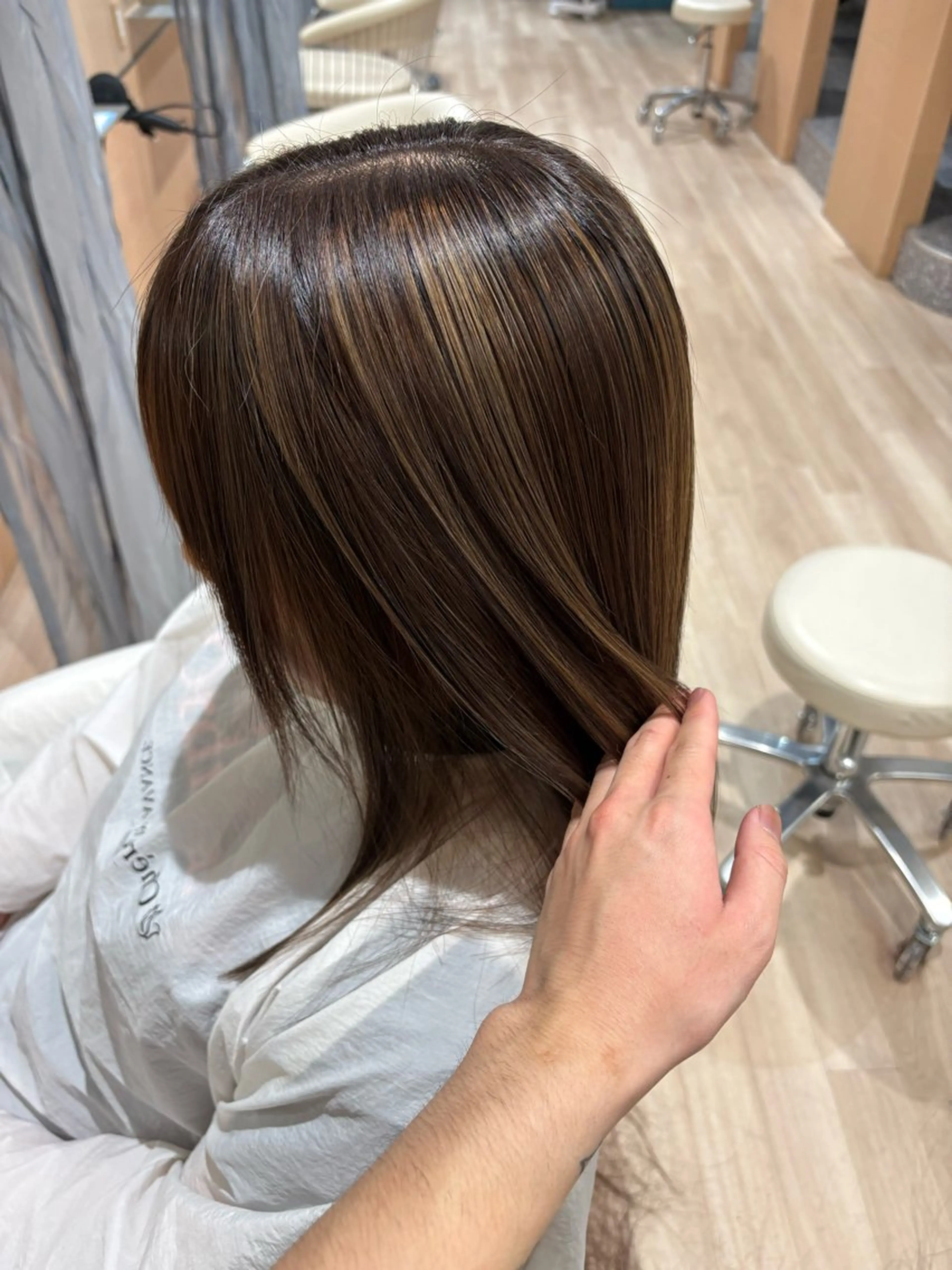 カラー ハイライトカラー 柏原 航世のヘアスタイル