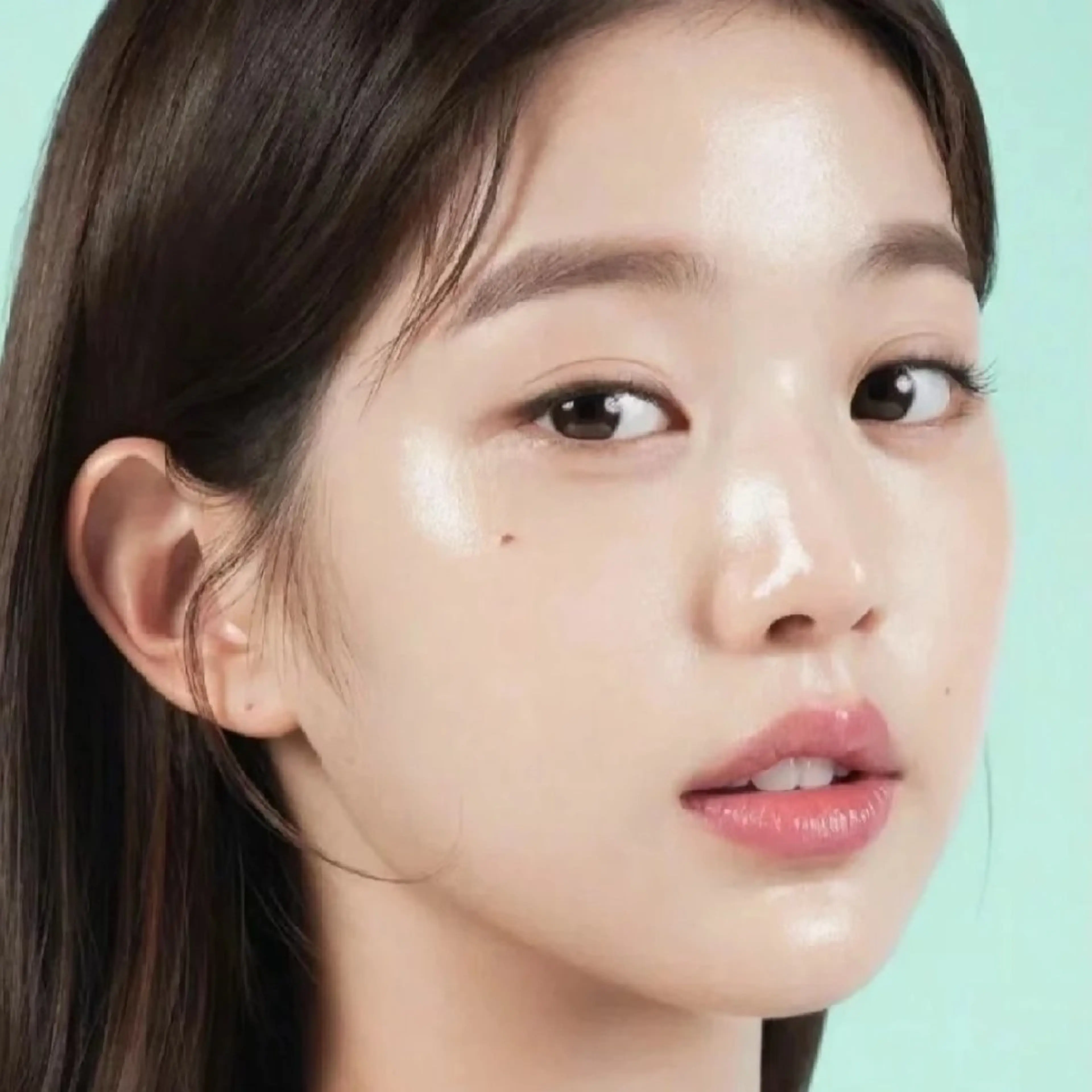 ネイル ブライダルネイル ホワイト aliaハイフ&水光ジェットサロン所属・aliaハーブ水光店 エステティシャン募集のエステ・リラクイメージ