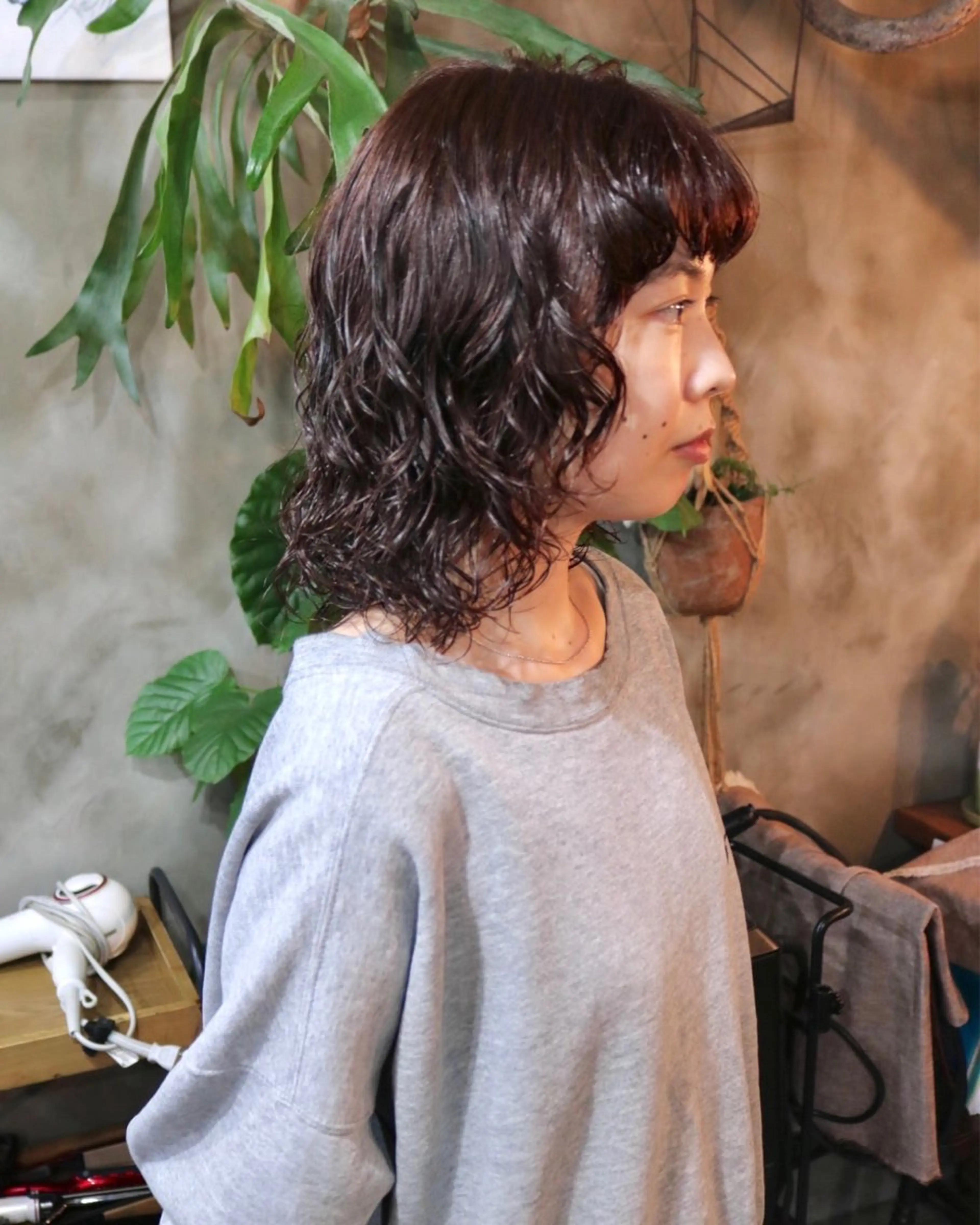 セミロング カラー パーマ 木村陸弥 透明感/赤み消しのヘアスタイル