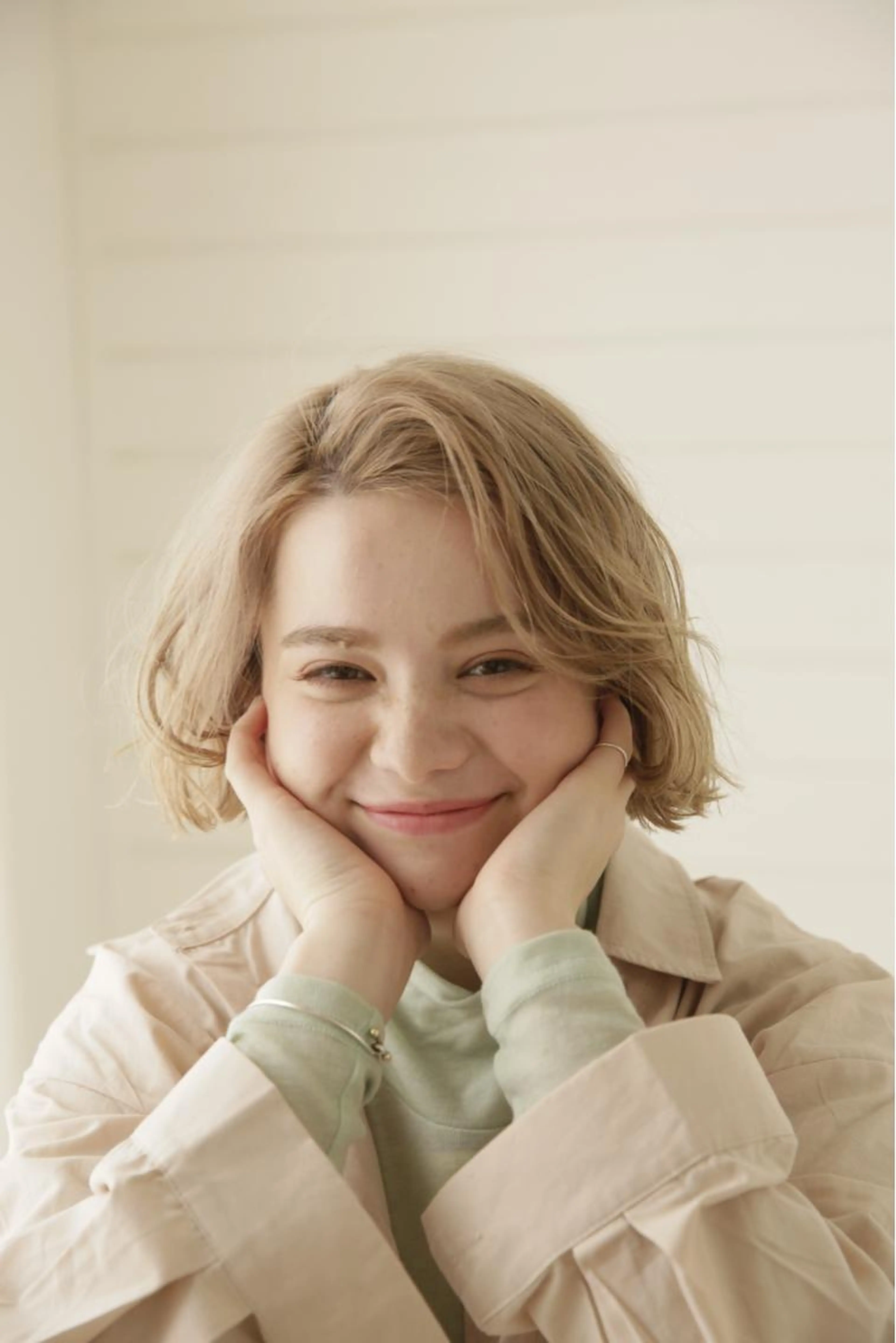 小顔に魅せるカットの写真