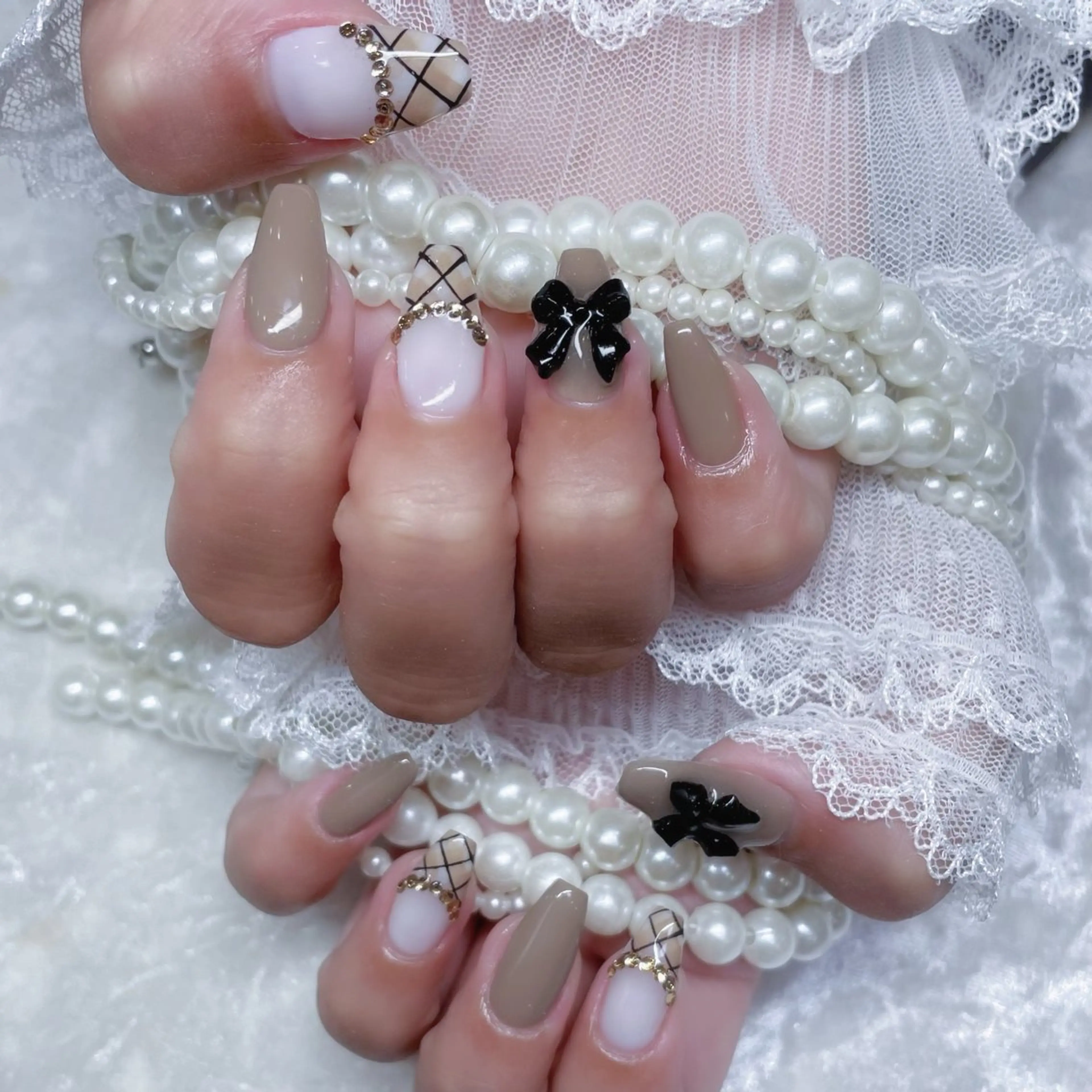 ネイル ハンドネイル MINAMI໒꒱ Y2K、韓国ガーリーのネイルデザイン