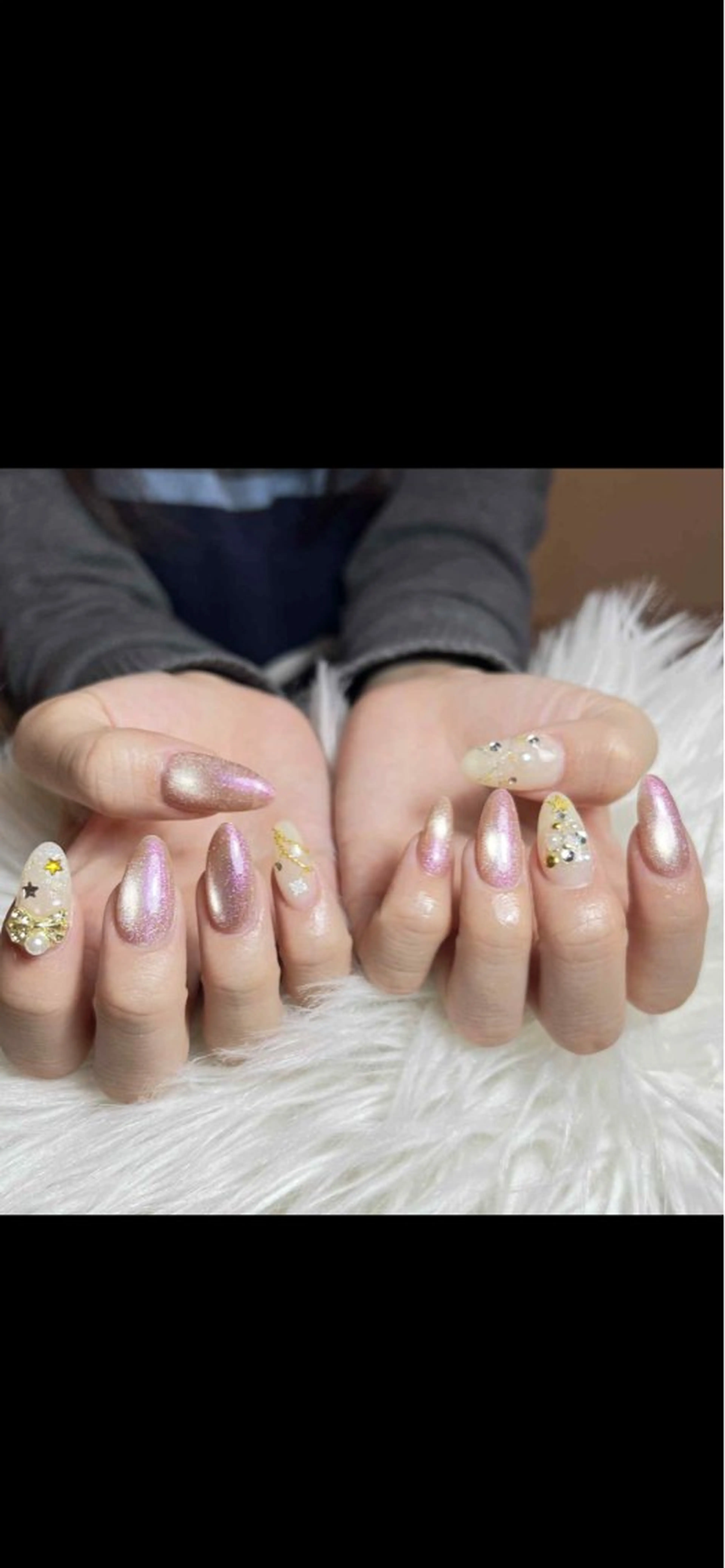 ネイル キラキラネイル マグネットネイル ミラーネイル ワンホンネイル 冬ネイル ハンドネイル RAMU Nail 恵比寿店のネイルデザイン