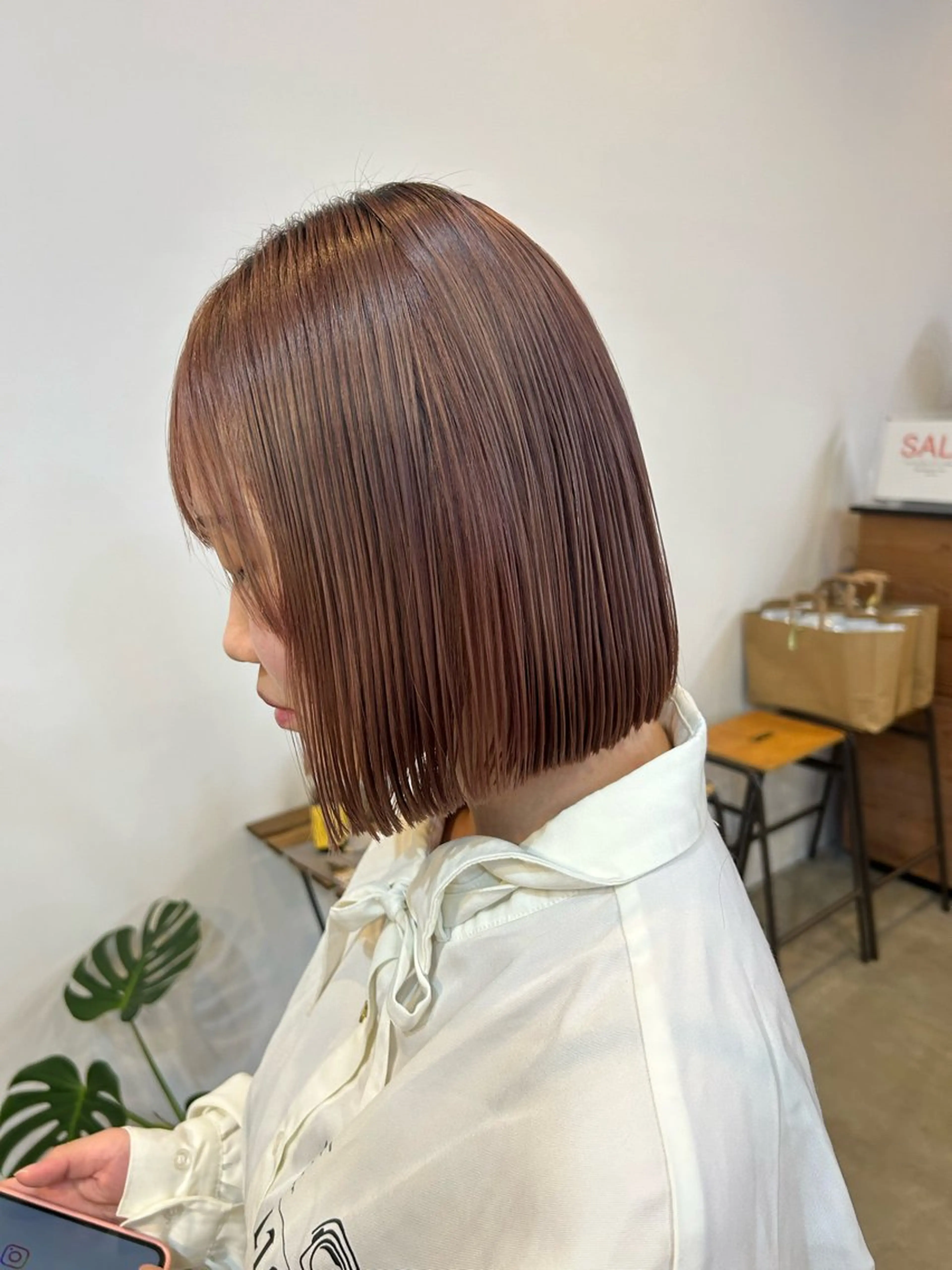ショート 切りっぱなしボブ ボブ plus HAIR いずみのヘアスタイル