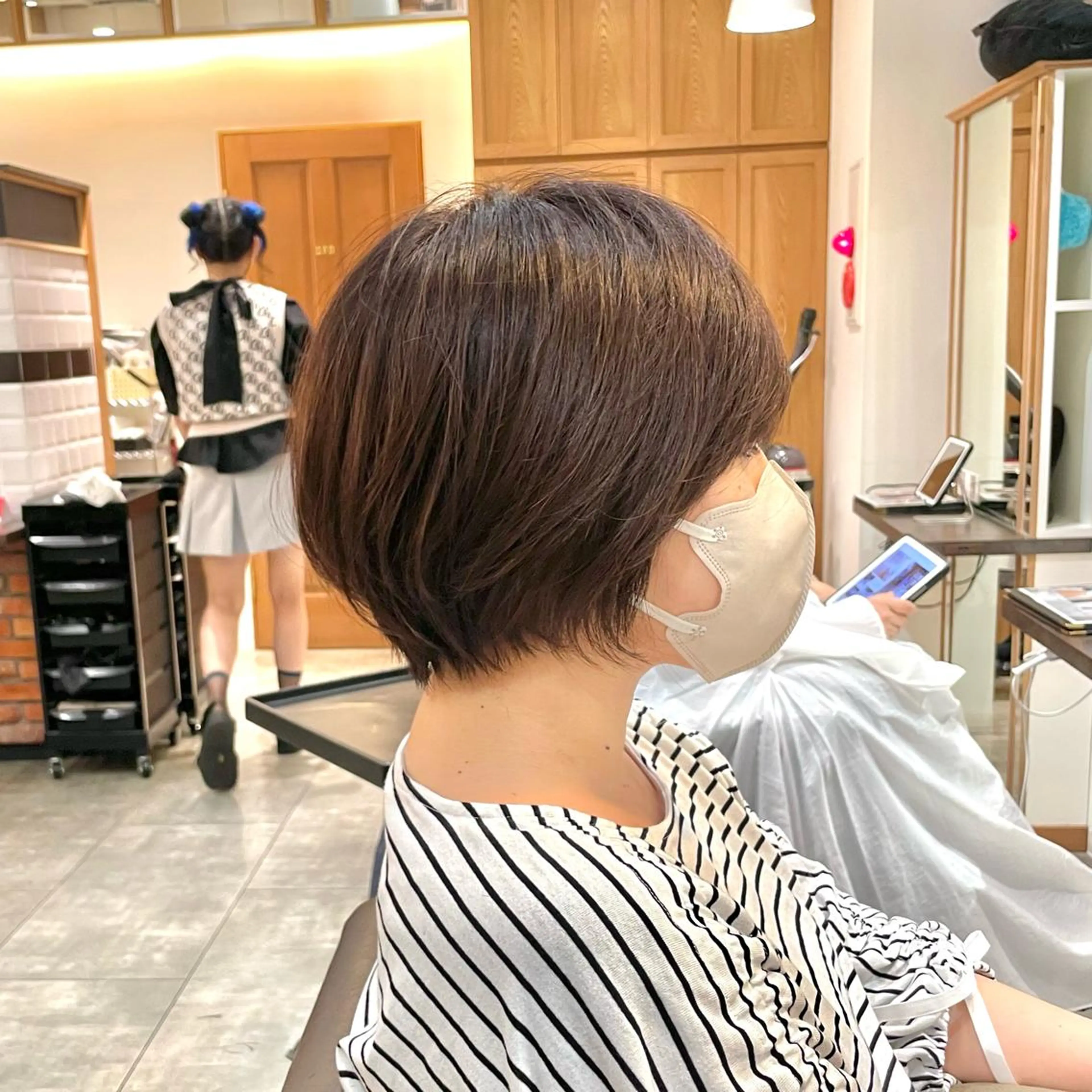 ショート カット ヘアカラー トリートメント 中村 研介のヘアスタイル