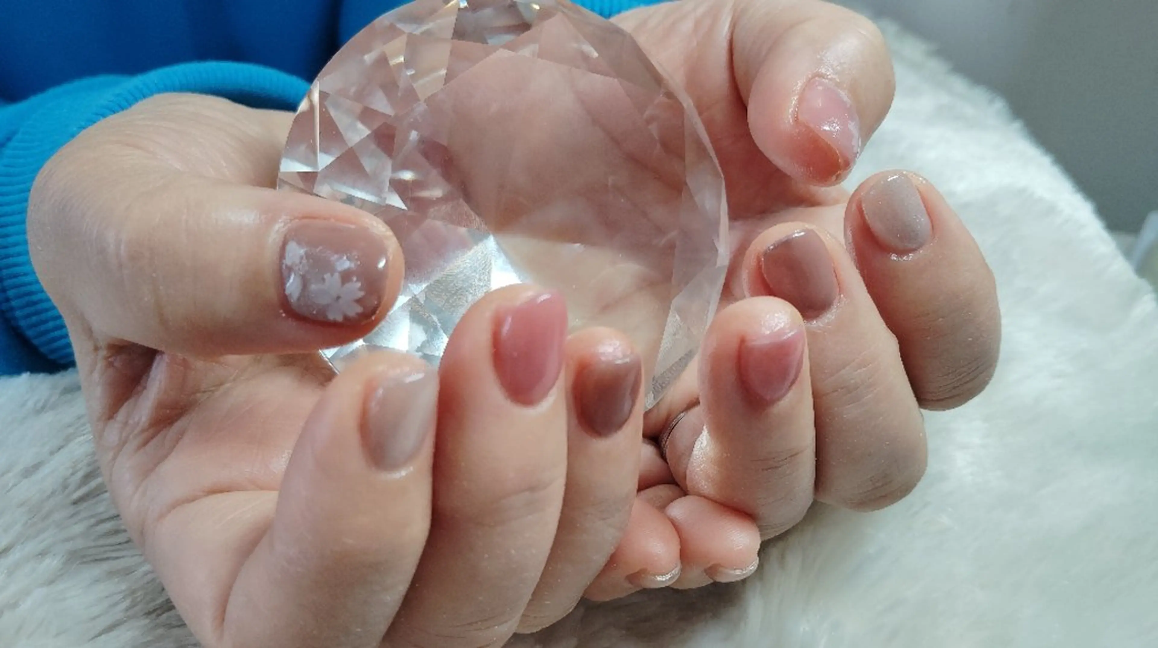 ネイル 桜ネイル 春ネイル まつ毛パーマ・エクステ専門店 racil by rest plus 光の森店所属・Hashimoto Yuriのネイルデザイン