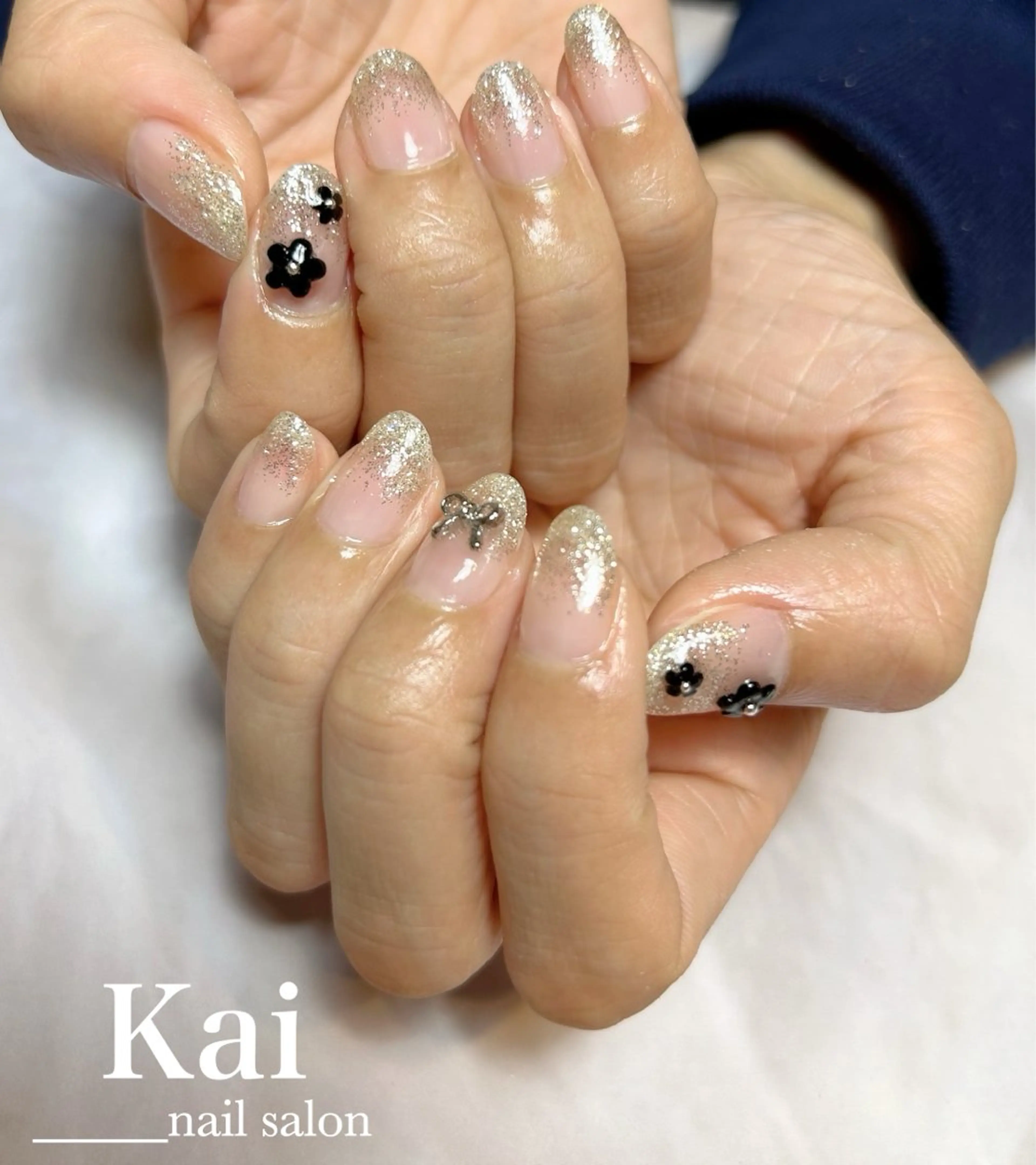 ネイル 成人式 ガーリー グラデーション キラキラネイル 韓国ネイル ハンドネイル Kai  nail Mayukoのネイルデザイン