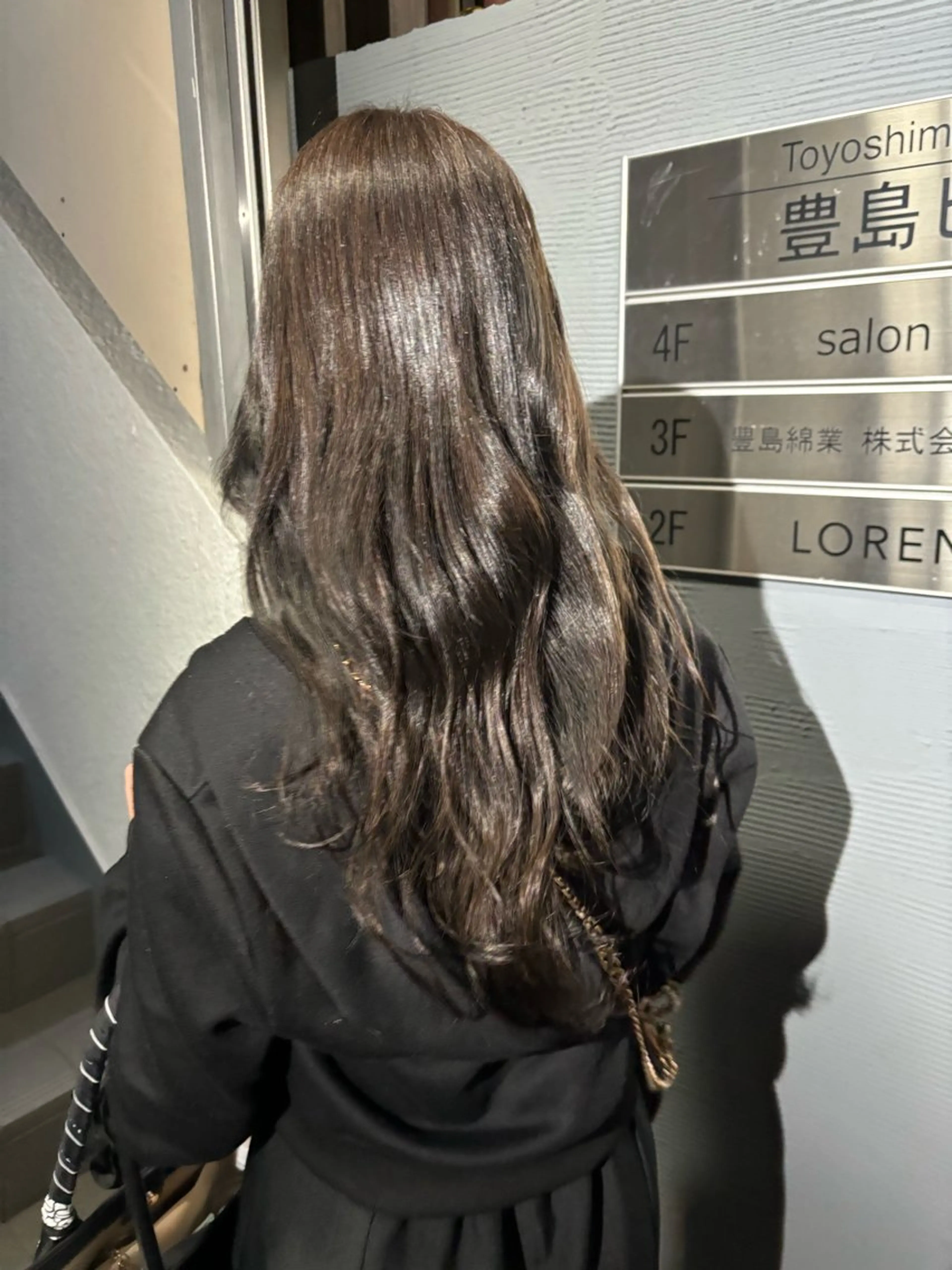 ロング カラー ヘアカラー カラーリスト ちひろ🧸のヘアスタイル