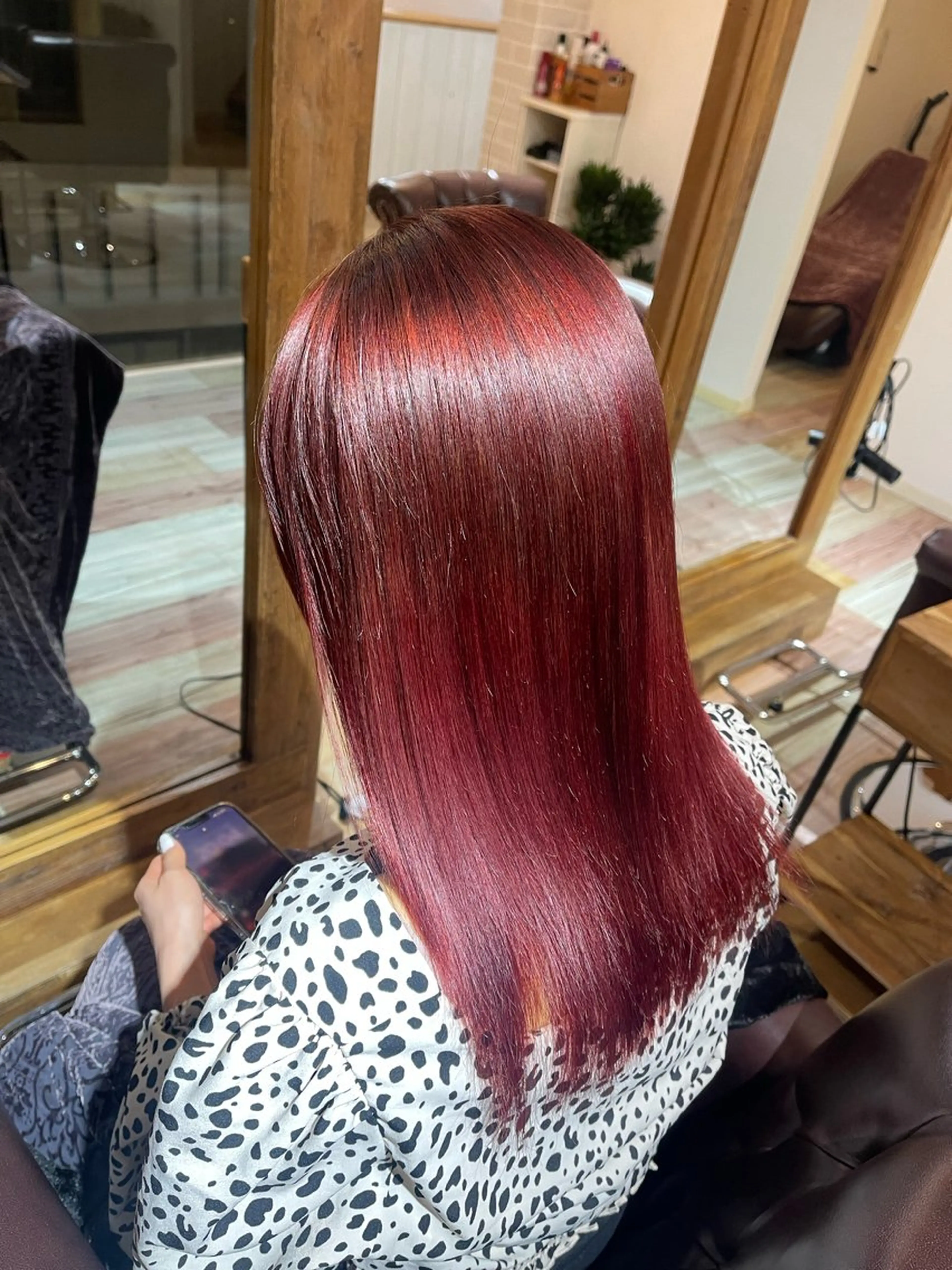 カラー LA BELLA所属・LA BELLA マリナのヘアスタイル