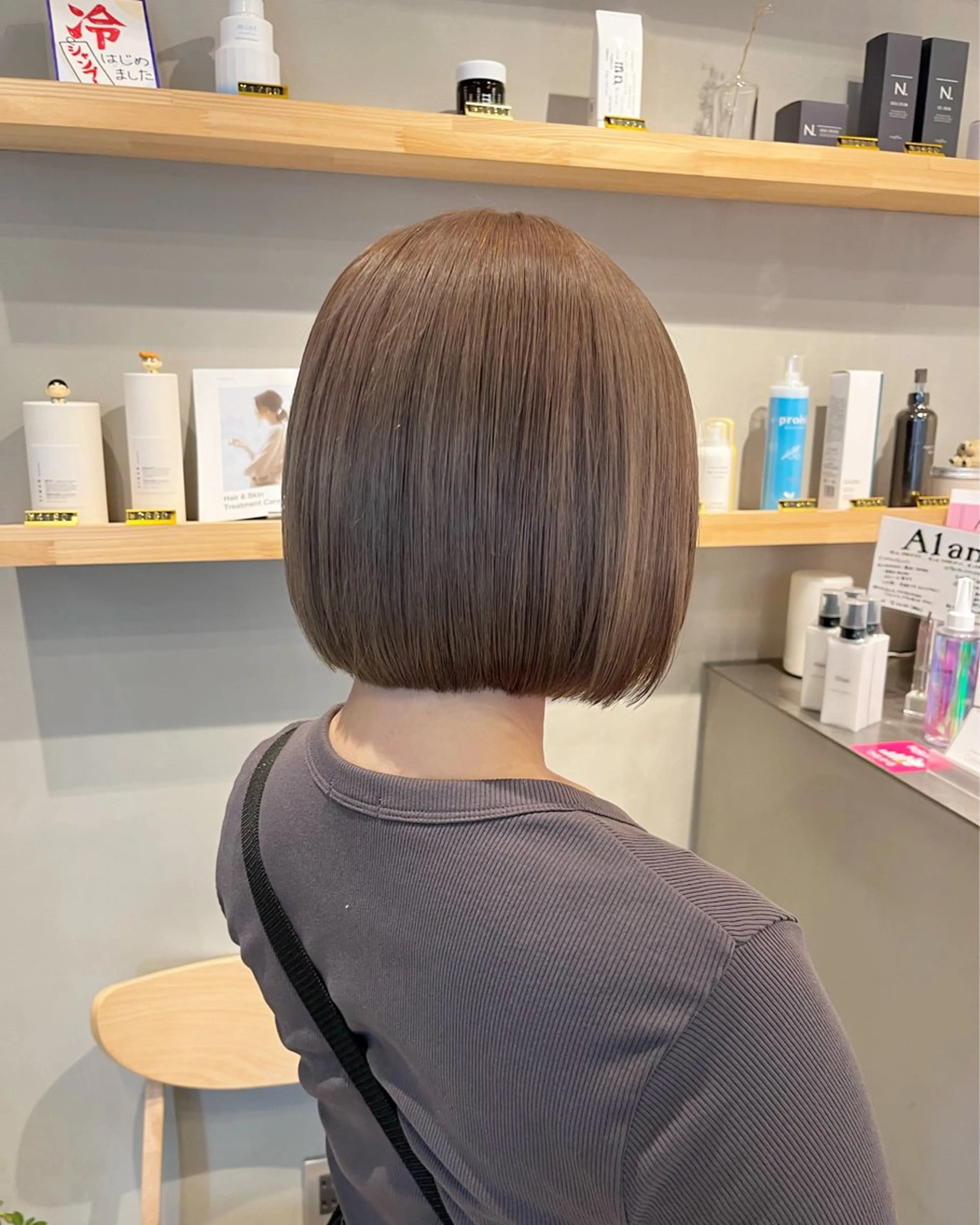 ミディアム ヘアカラー トリートメント 🌙透明感カラー✖︎ カンナ🌙のヘアスタイル