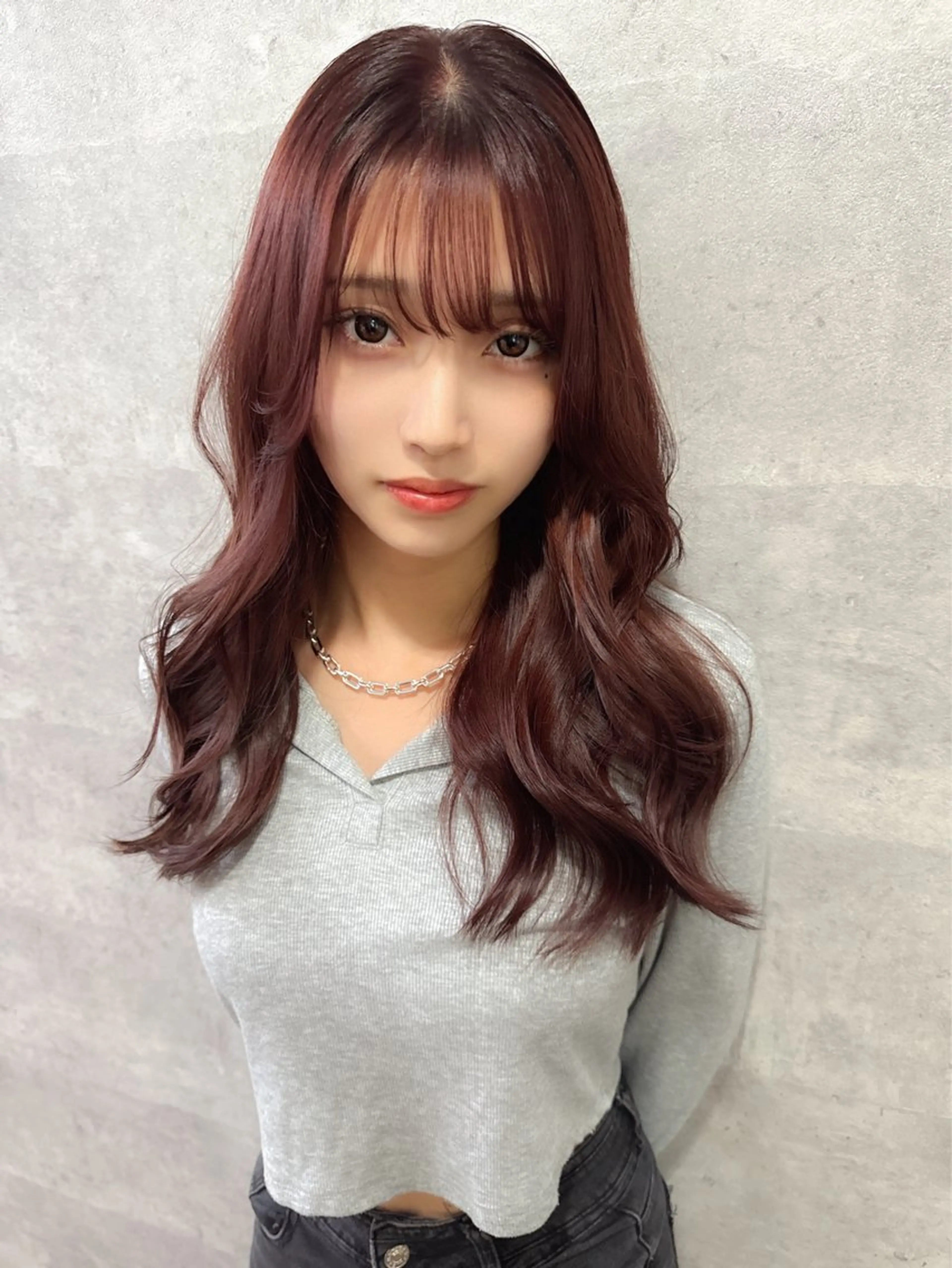 セミロング カラー アディクシーカラー バレイヤージュ ブリーチ ケアブリーチ 透明感カラー カット ヘアカラー Grow by NYNY 打越裕樹のヘアスタイル