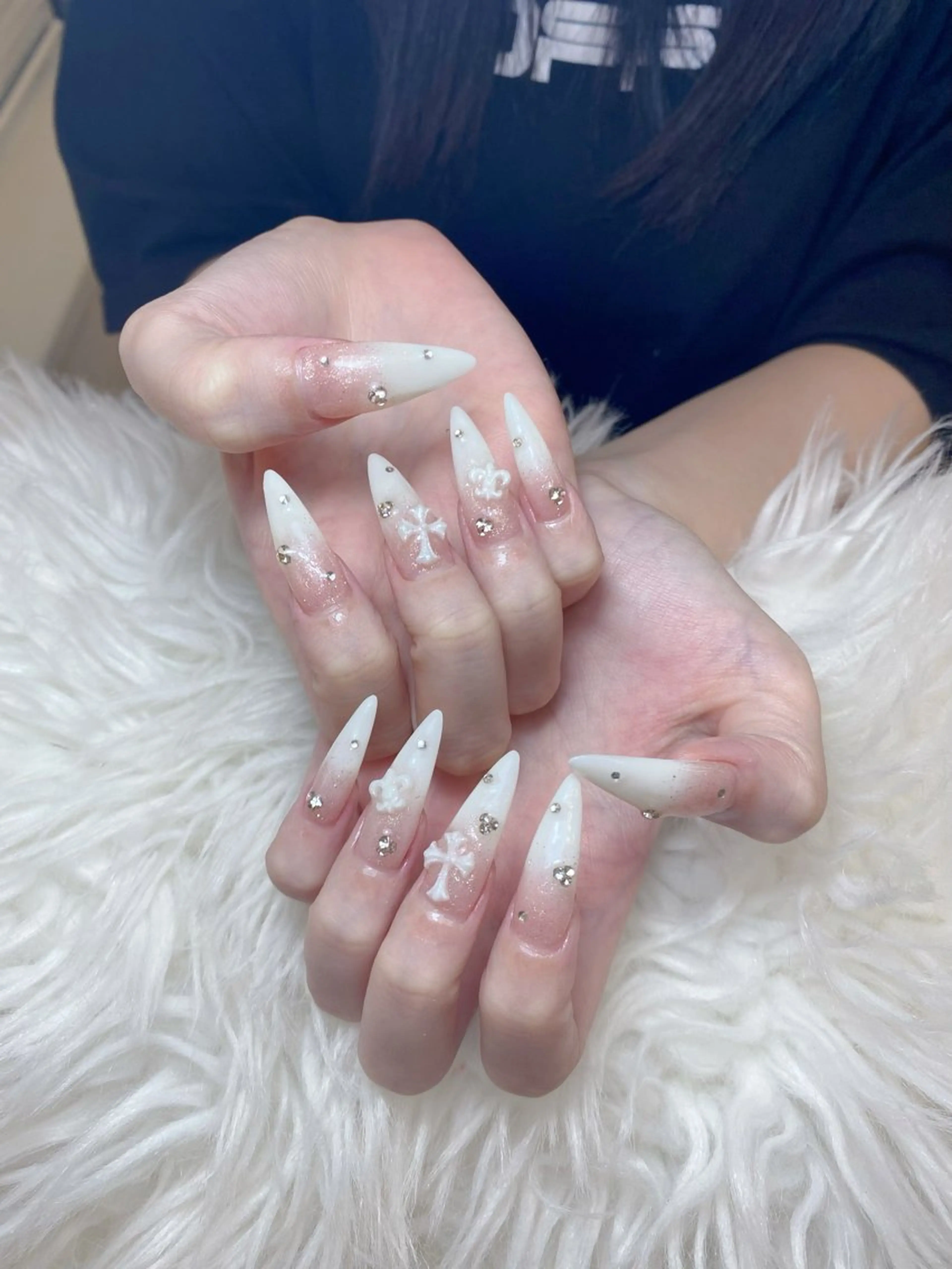 ネイル ハンドネイル ハンドケア Anh Nail 歌舞伎町のネイルデザイン