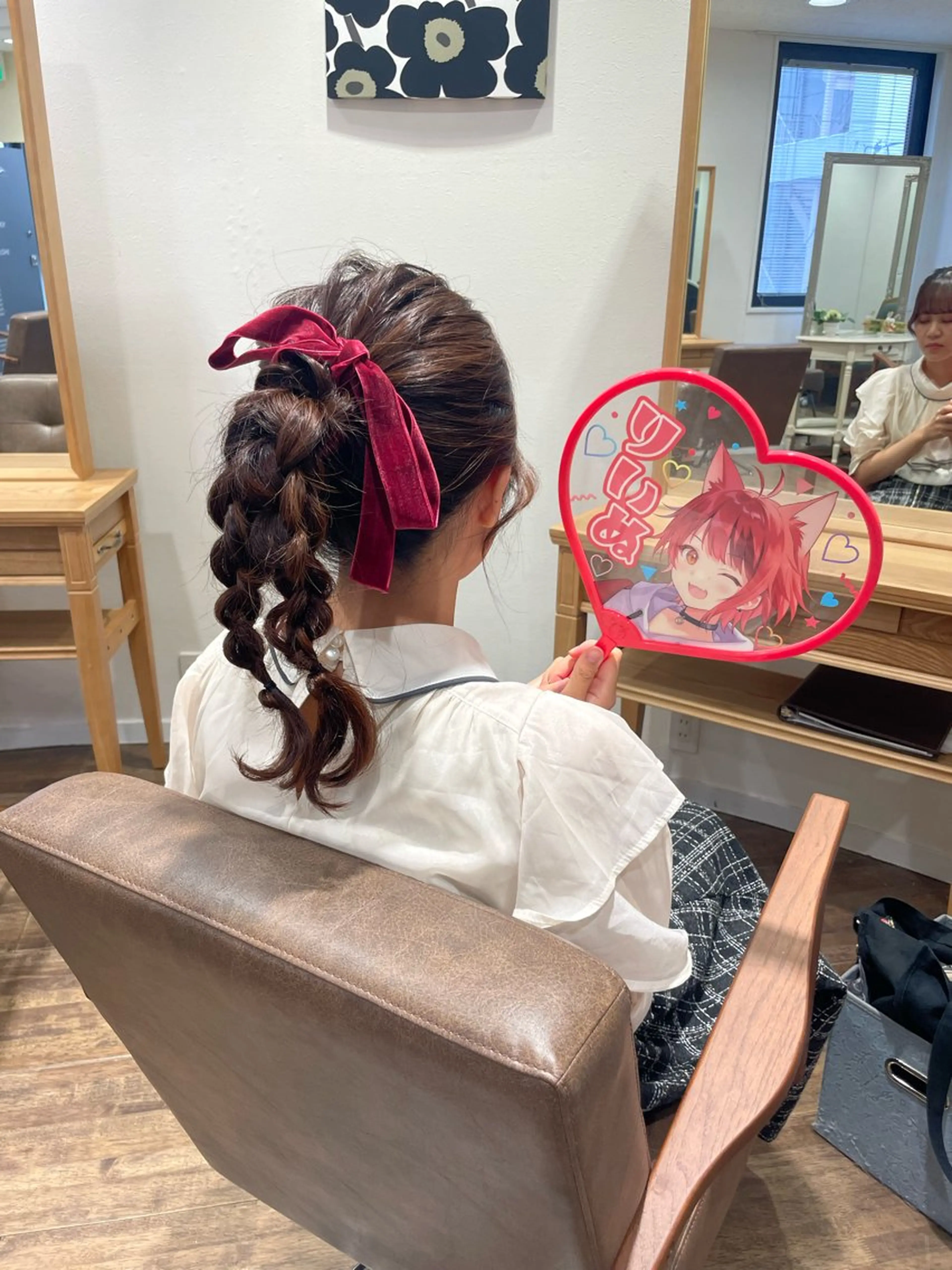 セミロング ヘアアレンジ ポニーテール ヘアセット アレンジ🎀ツヤ髪✨ 北野亜優実‪🌱‬のマツエク・マツパデザイン