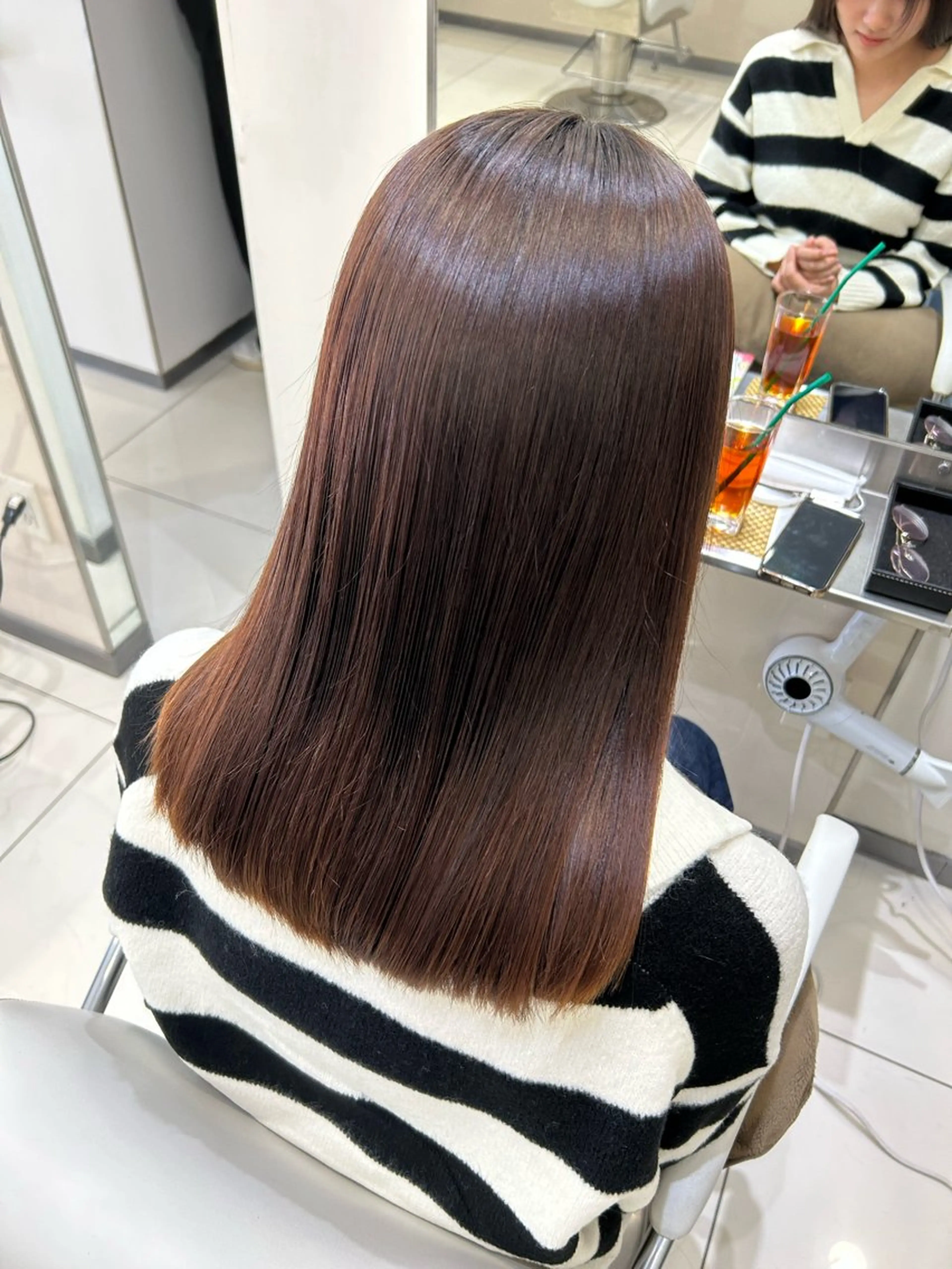 セミロング カラー カット ヘアカラー トリートメント 久保山 ことのヘアスタイル