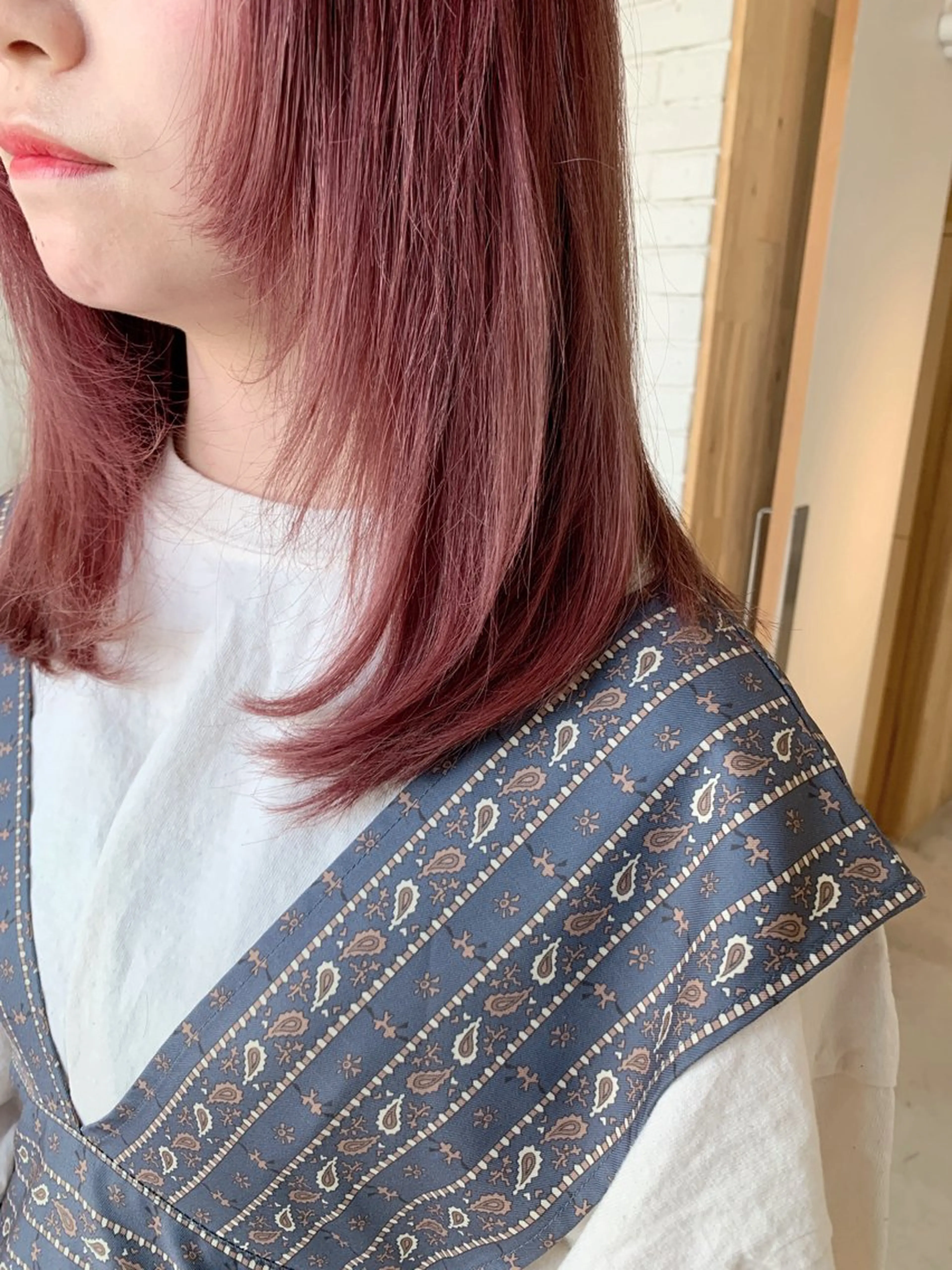 ミディアム カラー ヘアアレンジ ダブルカラー ハイトーンカラー ピンクカラー ピンクパープル パープルカラー カット ヘアカラー 🌈難波🌈ベージュ カラー【ヒロム】のヘアスタイル