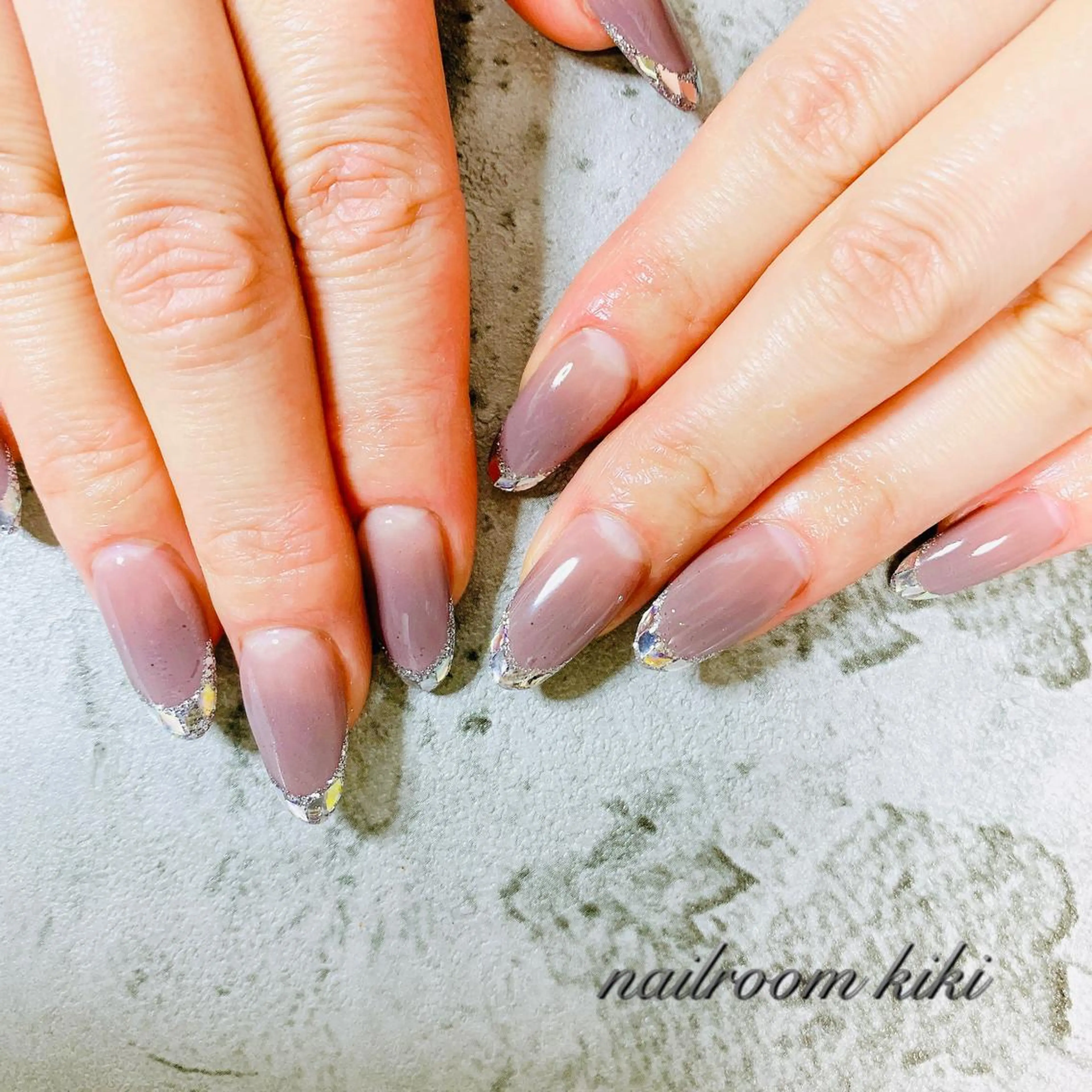 ネイル フレンチネイル ガラスフレンチ Salon de kiki所属・Salonde kikiのネイルデザイン