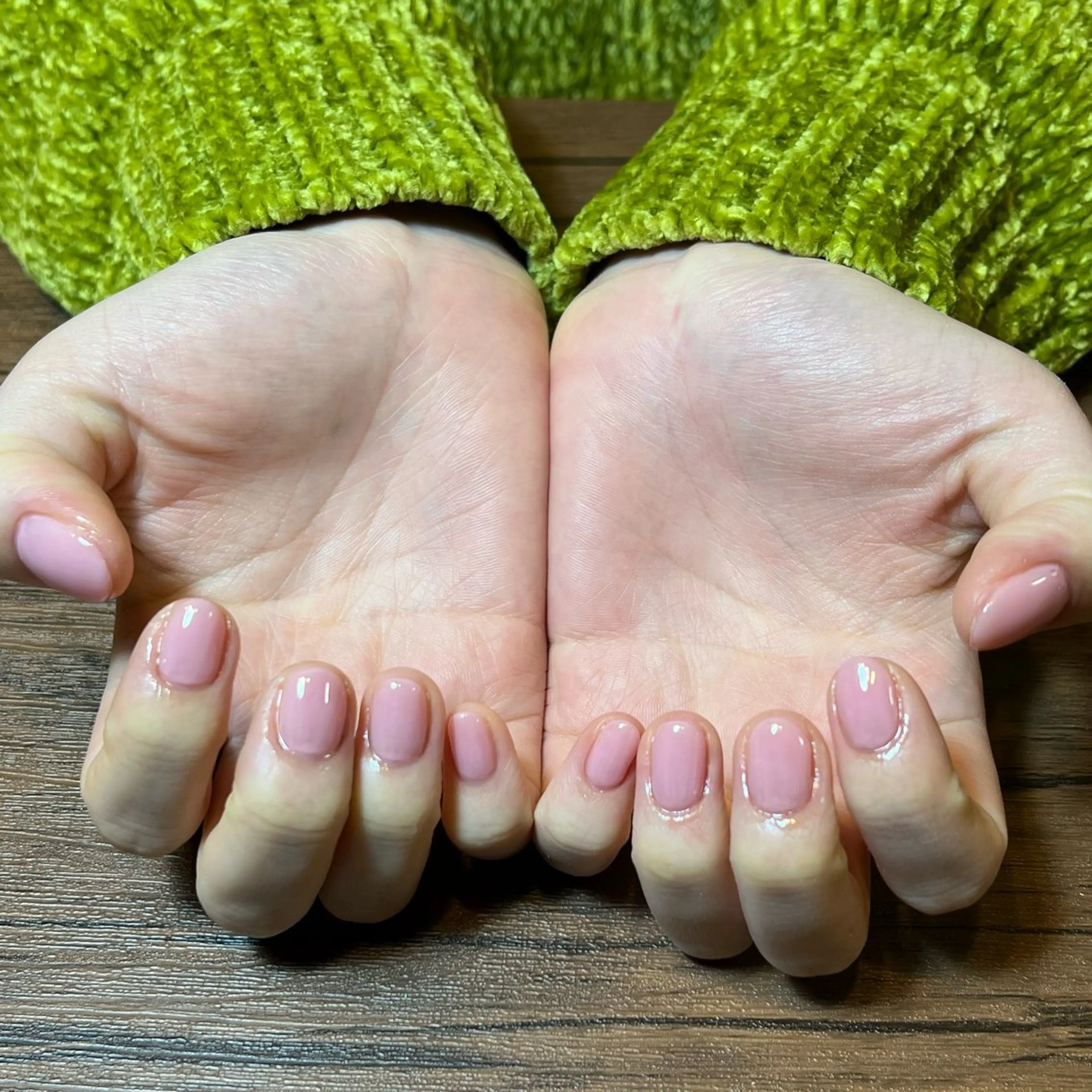 ネイル ハンドネイル HENRIETTA NAILSALONのネイルデザイン