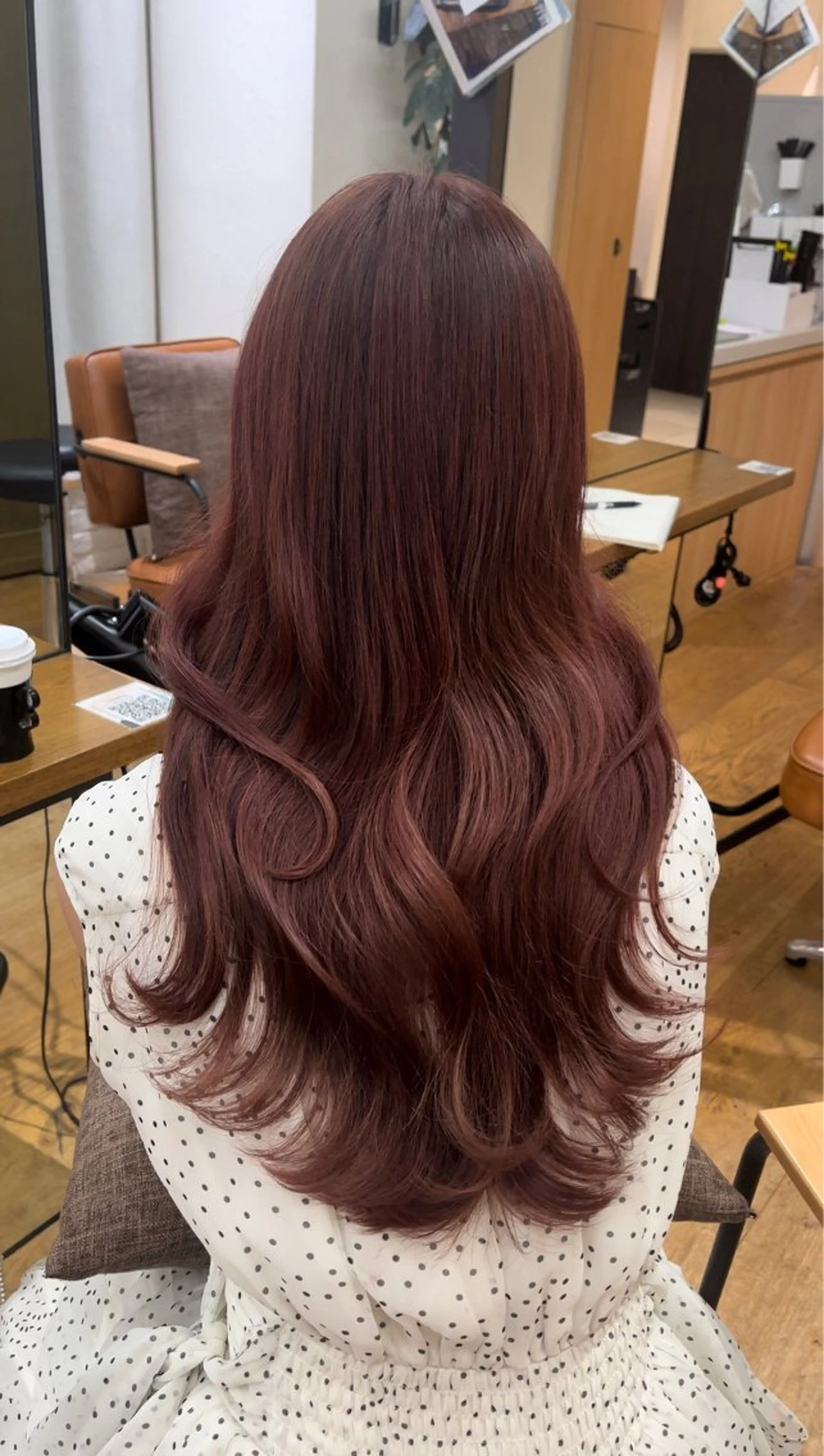 ミディアム カラー パーマ ヘアアレンジ メンズ キッズ ネイル マツエク・マツパ アイブロウ 🎀暖色/ピンク/レ イヤー🎀maiのヘアスタイル