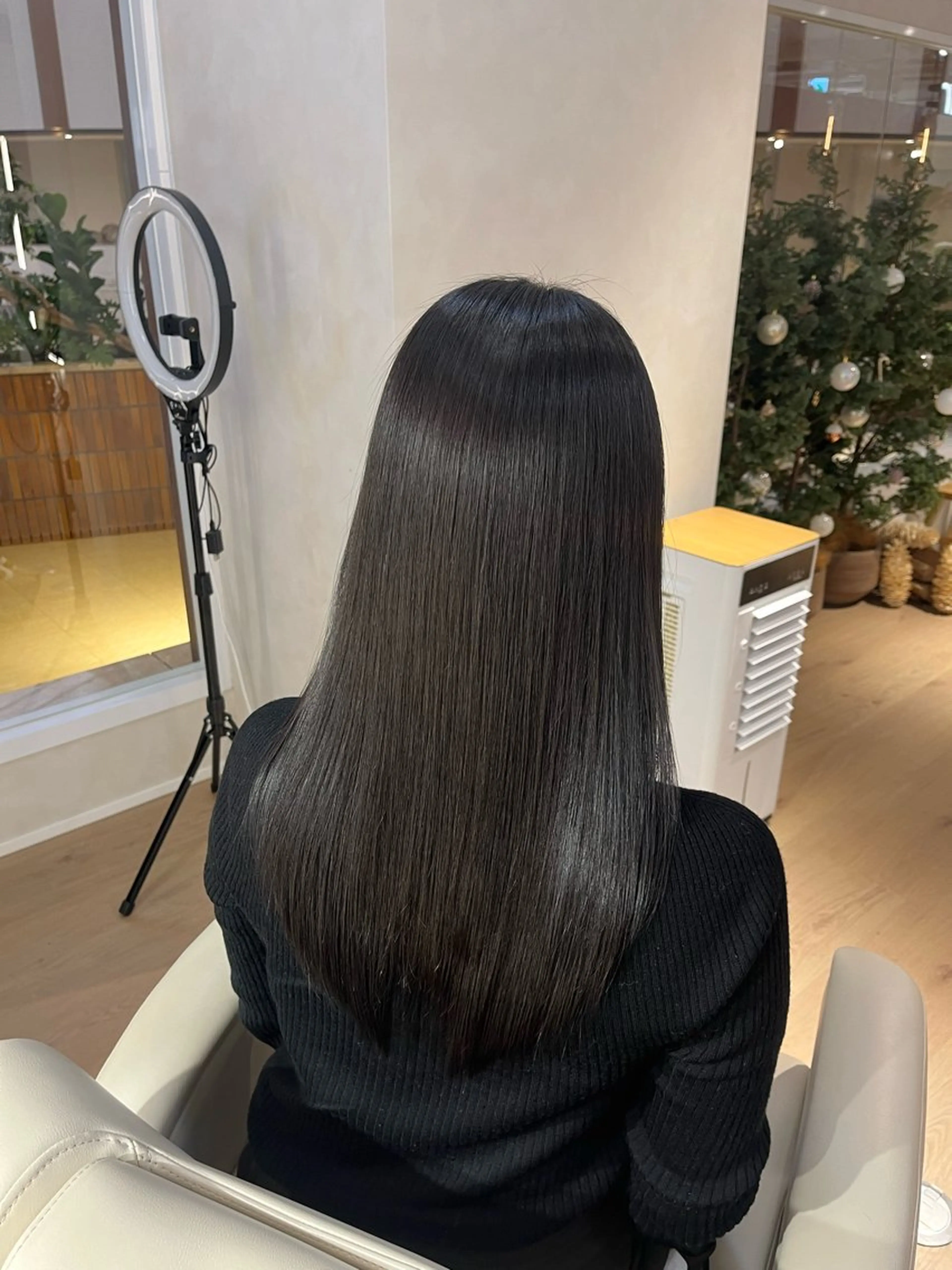 ロング カラー 髪質改善 大西 愛梨のヘアスタイル