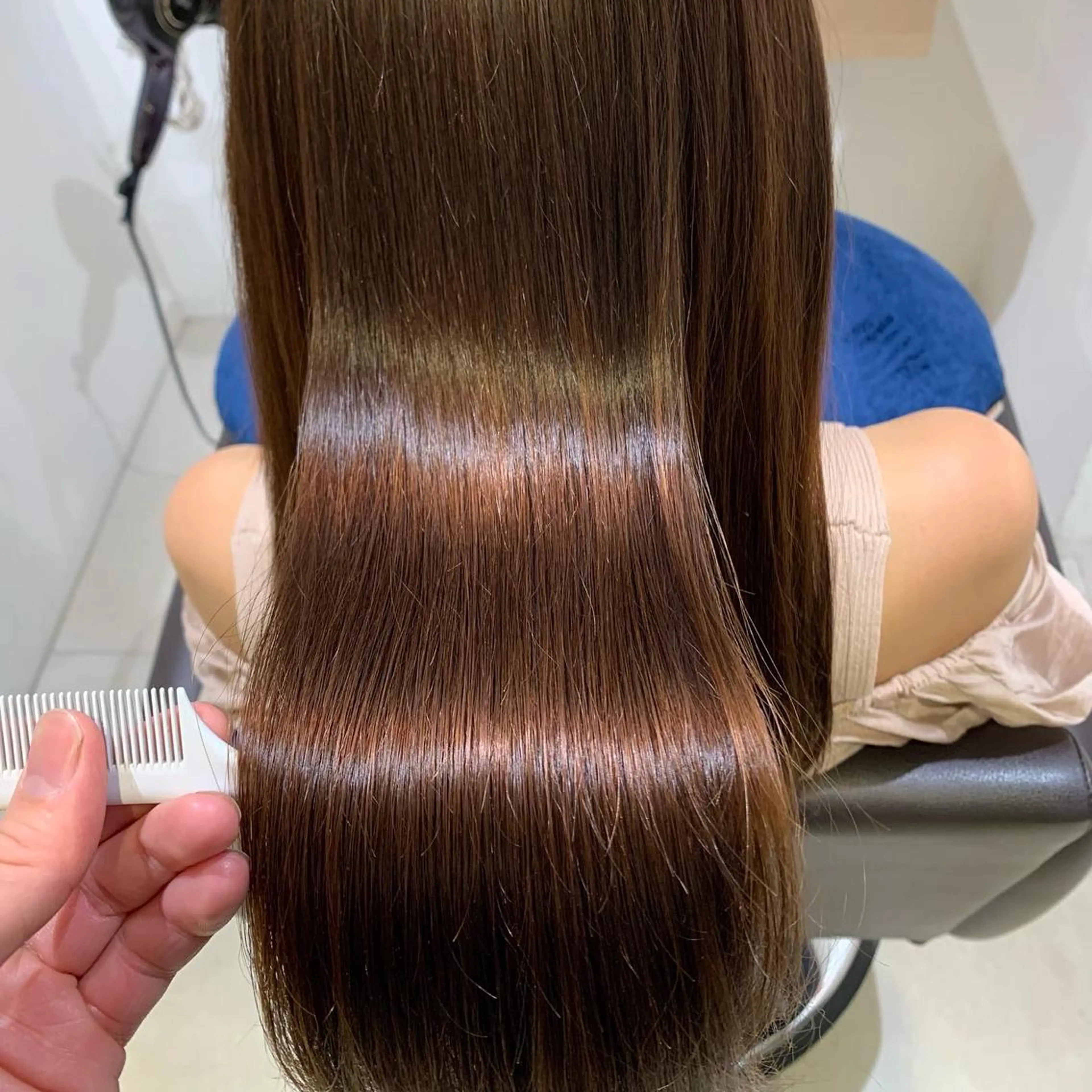 セミロング ヘアカラー 縮毛矯正 トリートメント 大姶良 友輝の眉毛・アイブロウイメージ