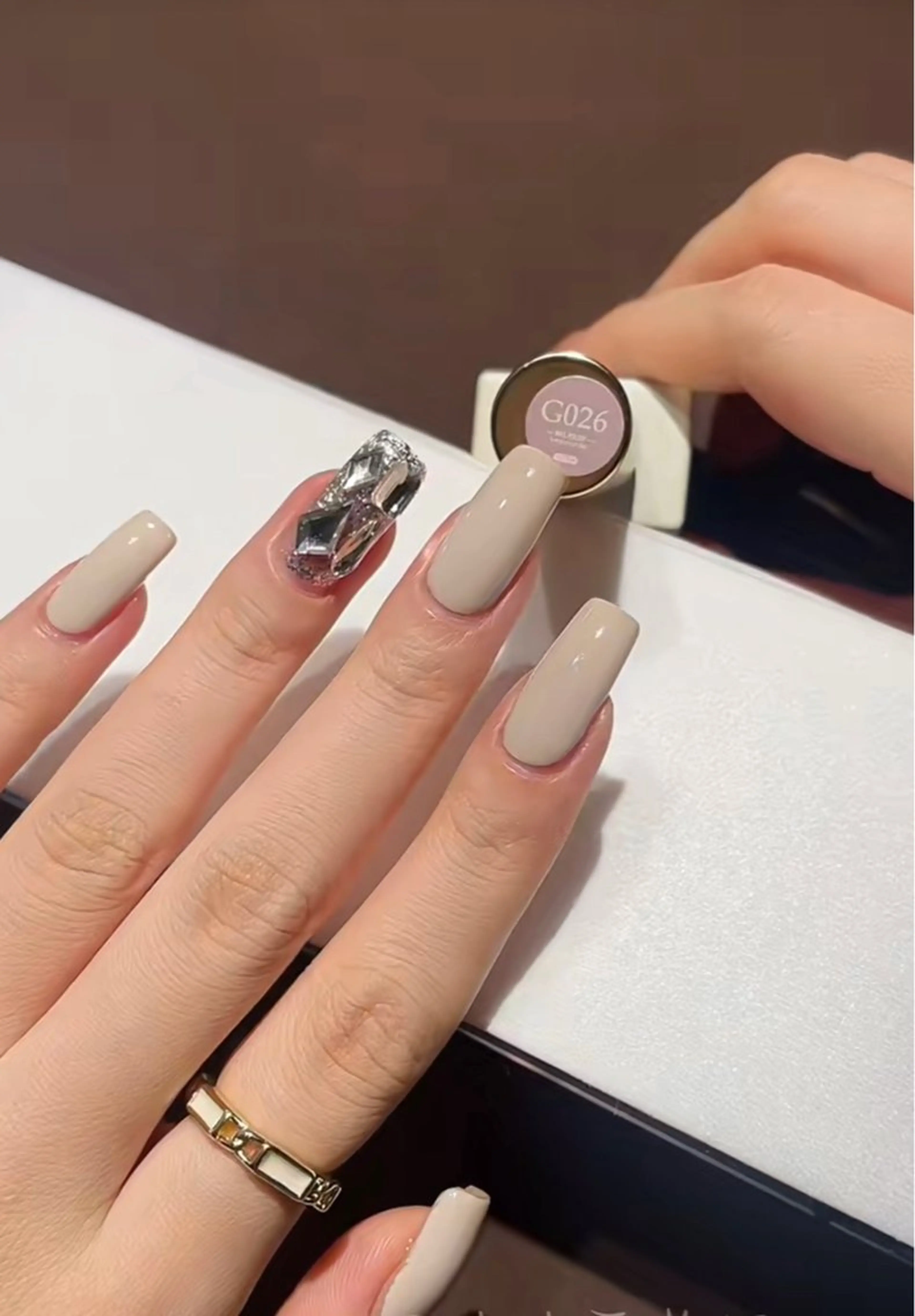 ネイル ジェルネイル ハート 韓国ネイル ニュアンスネイル パラジェル Niko nailサロンのネイルデザイン