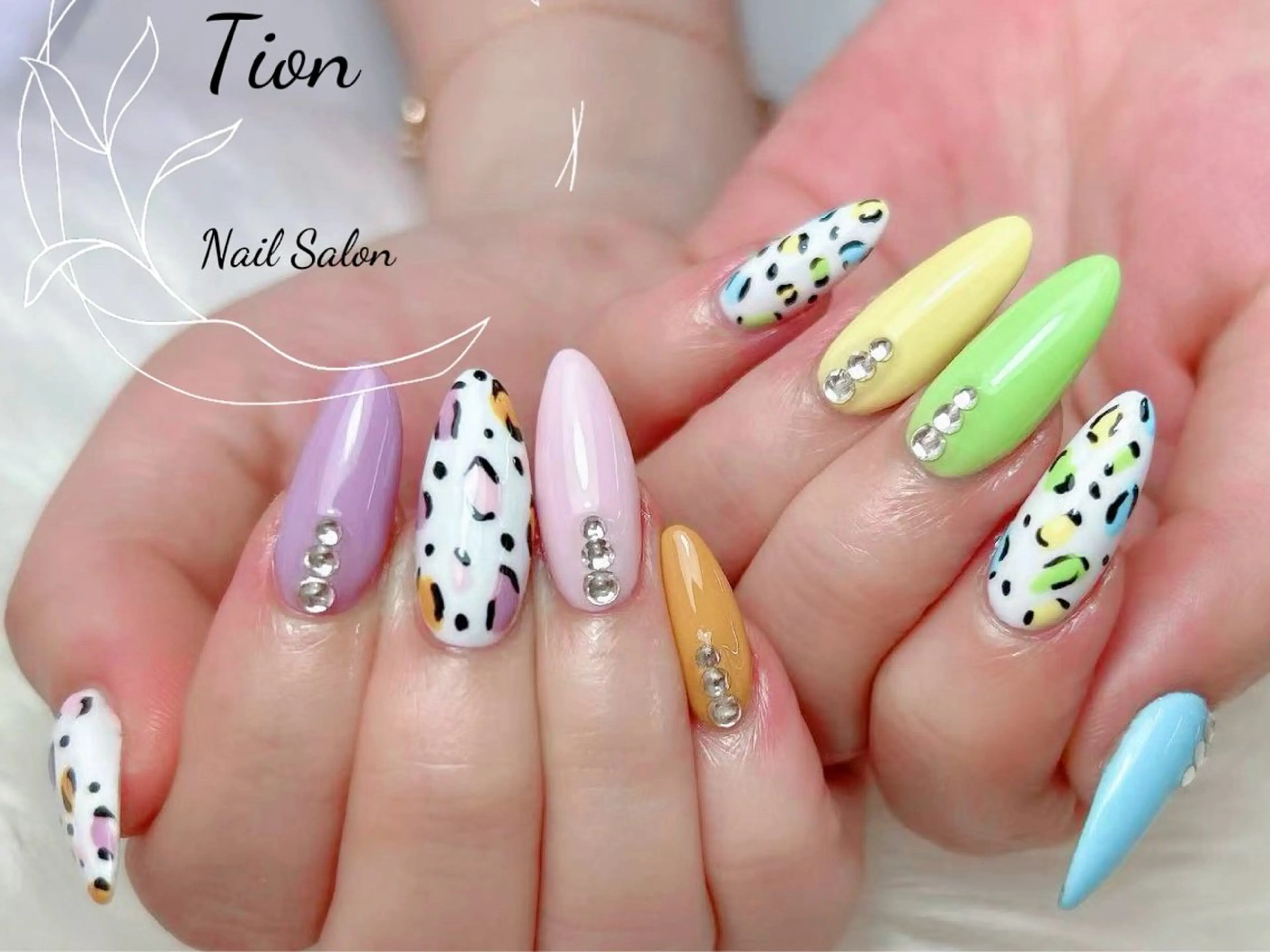 ネイル チークネイル 長さ出し フットネイル フレンチネイル ジェルネイル Nailsalon Tion武蔵小杉店のネイルデザイン