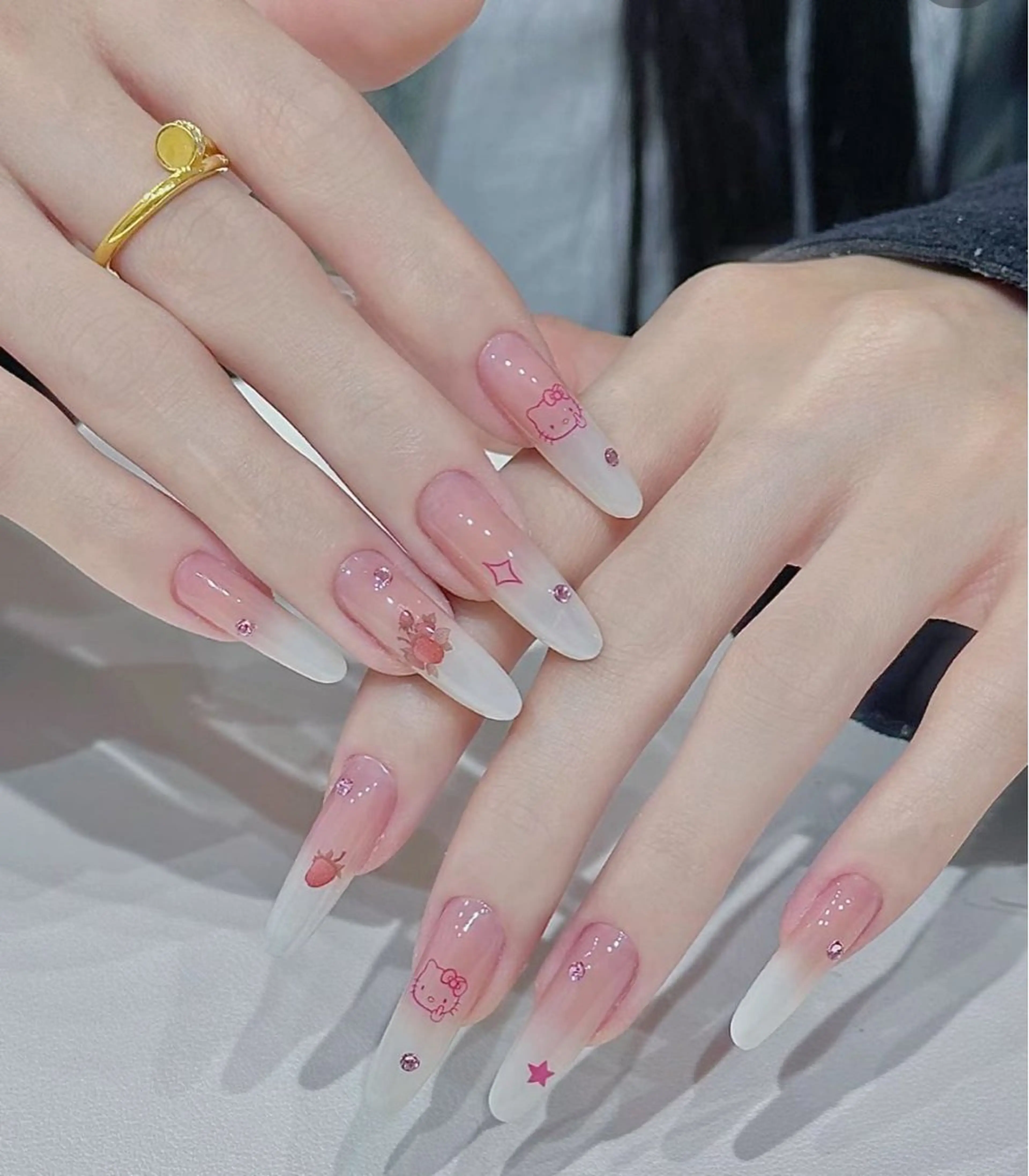 ネイル ハンドネイル 🍑 momo_nailのネイルデザイン