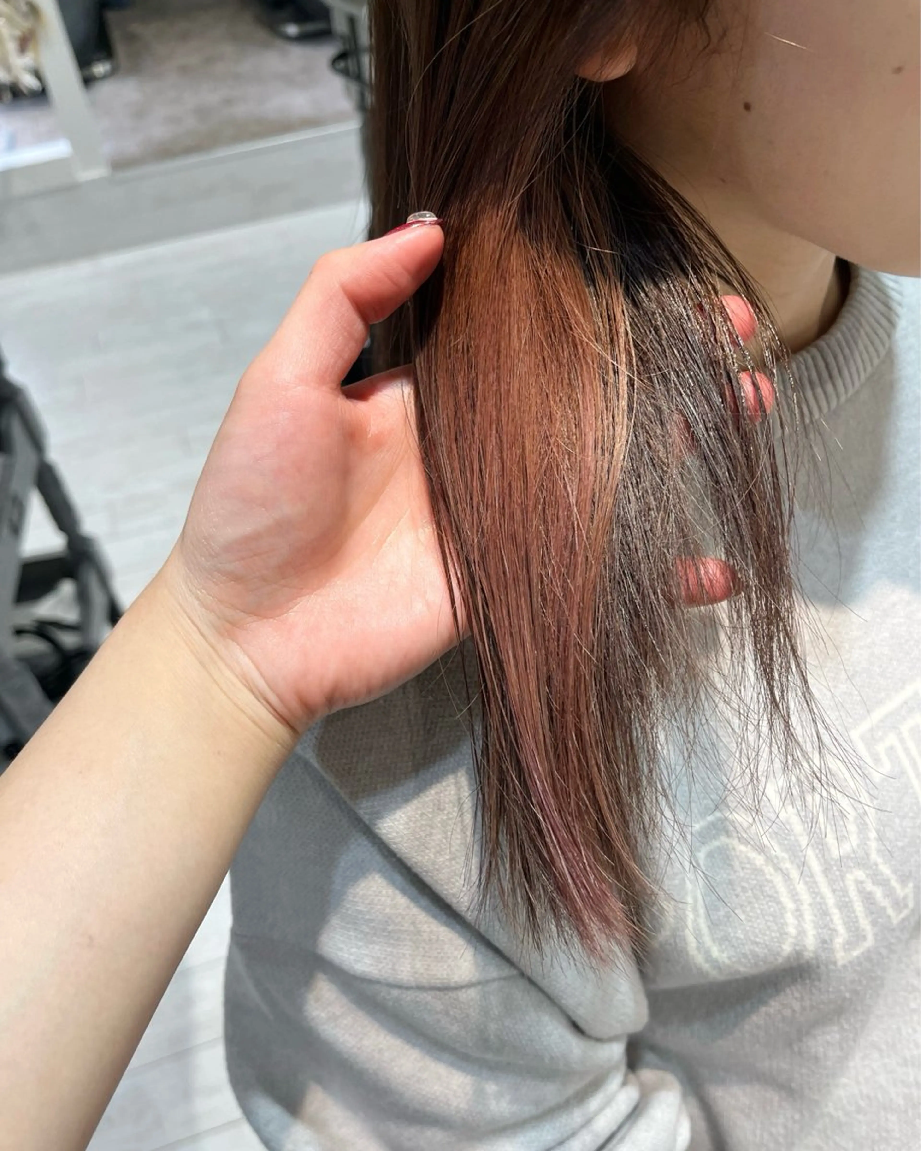 イヤリングカラー🫶カット+イヤリングブリーチ+カラー+トリートメント+スタイリング🌷の写真