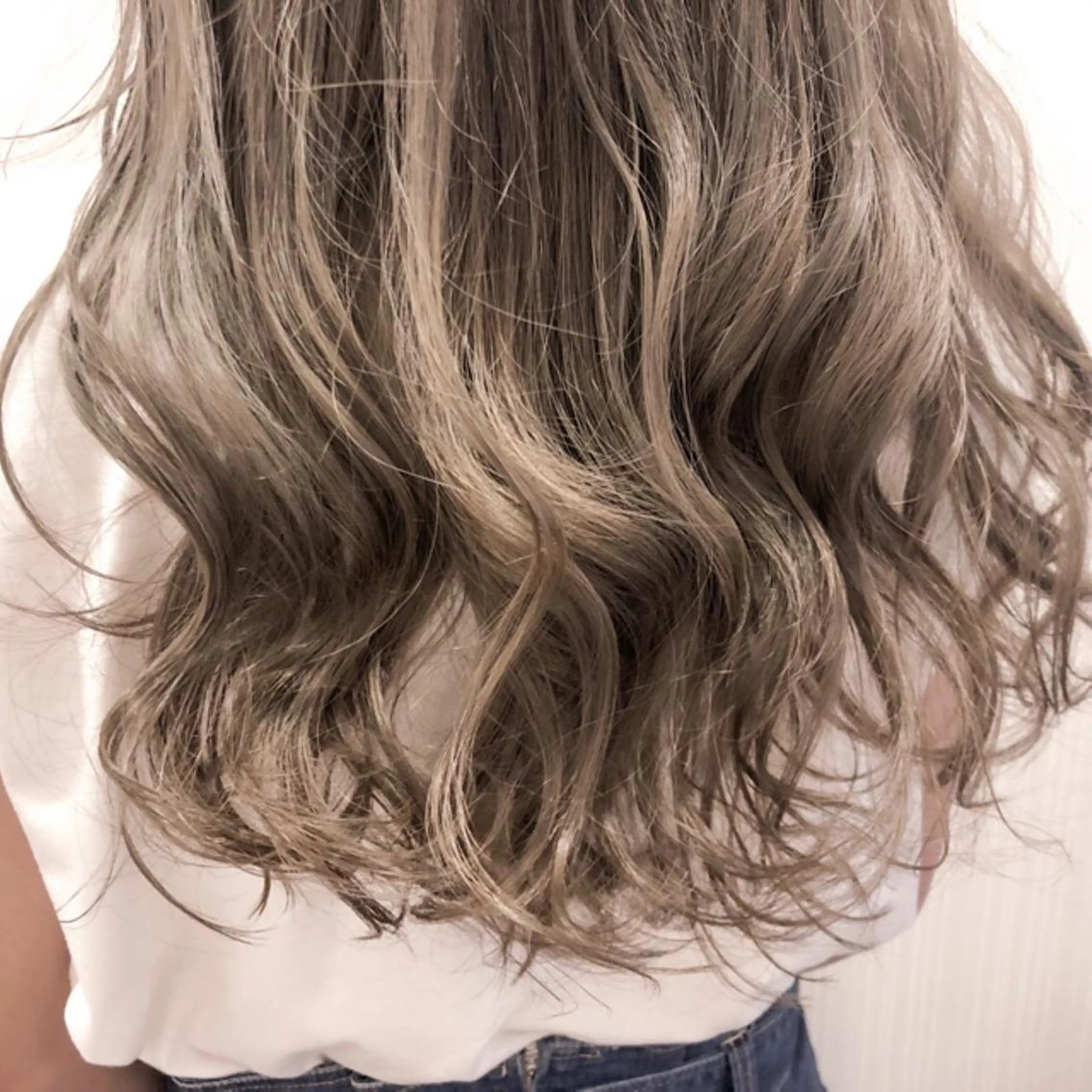 セミロング ヘアカラー トリートメント 小森谷 亮太のヘアスタイル