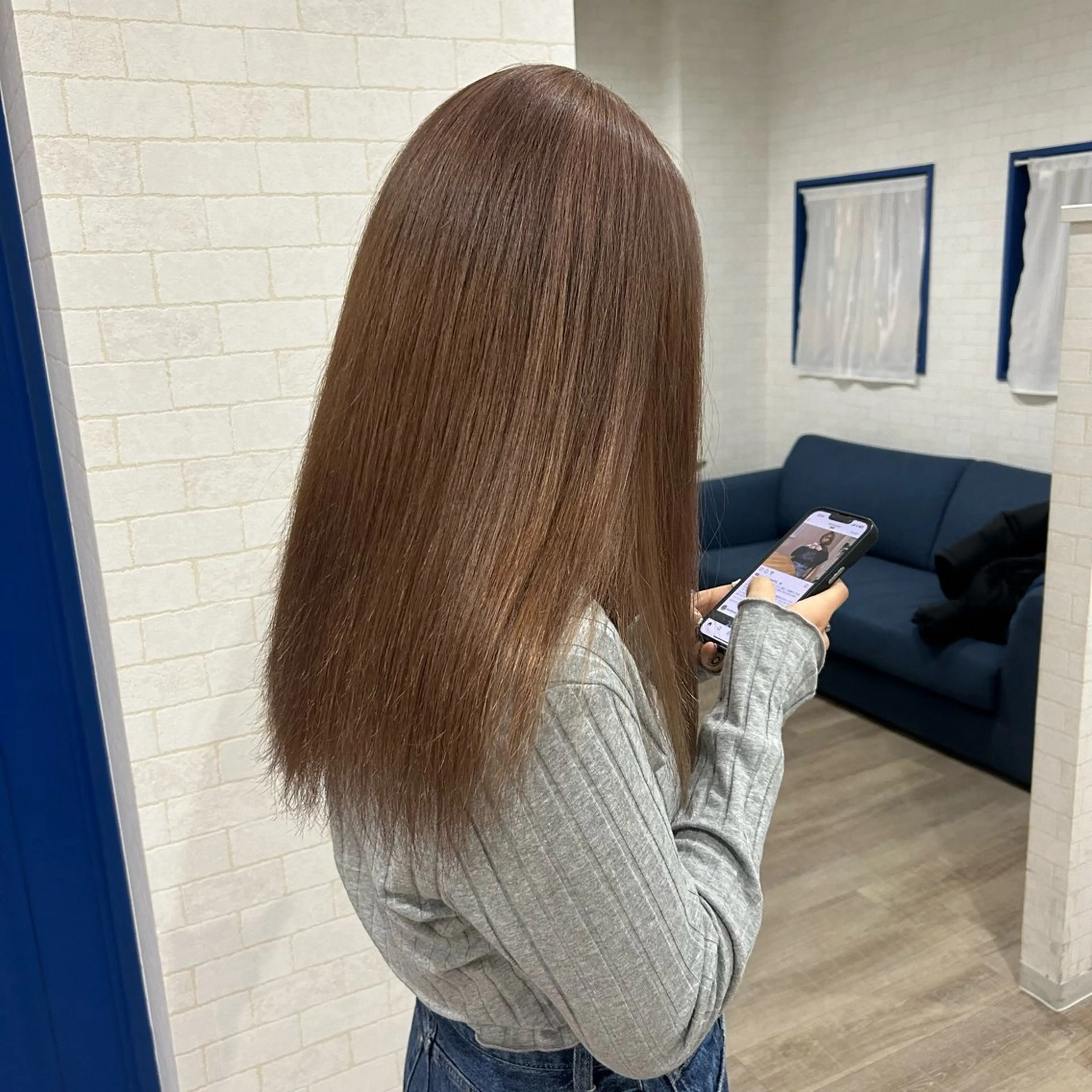 カラー CHEMIR所属・山川 由來のヘアスタイル