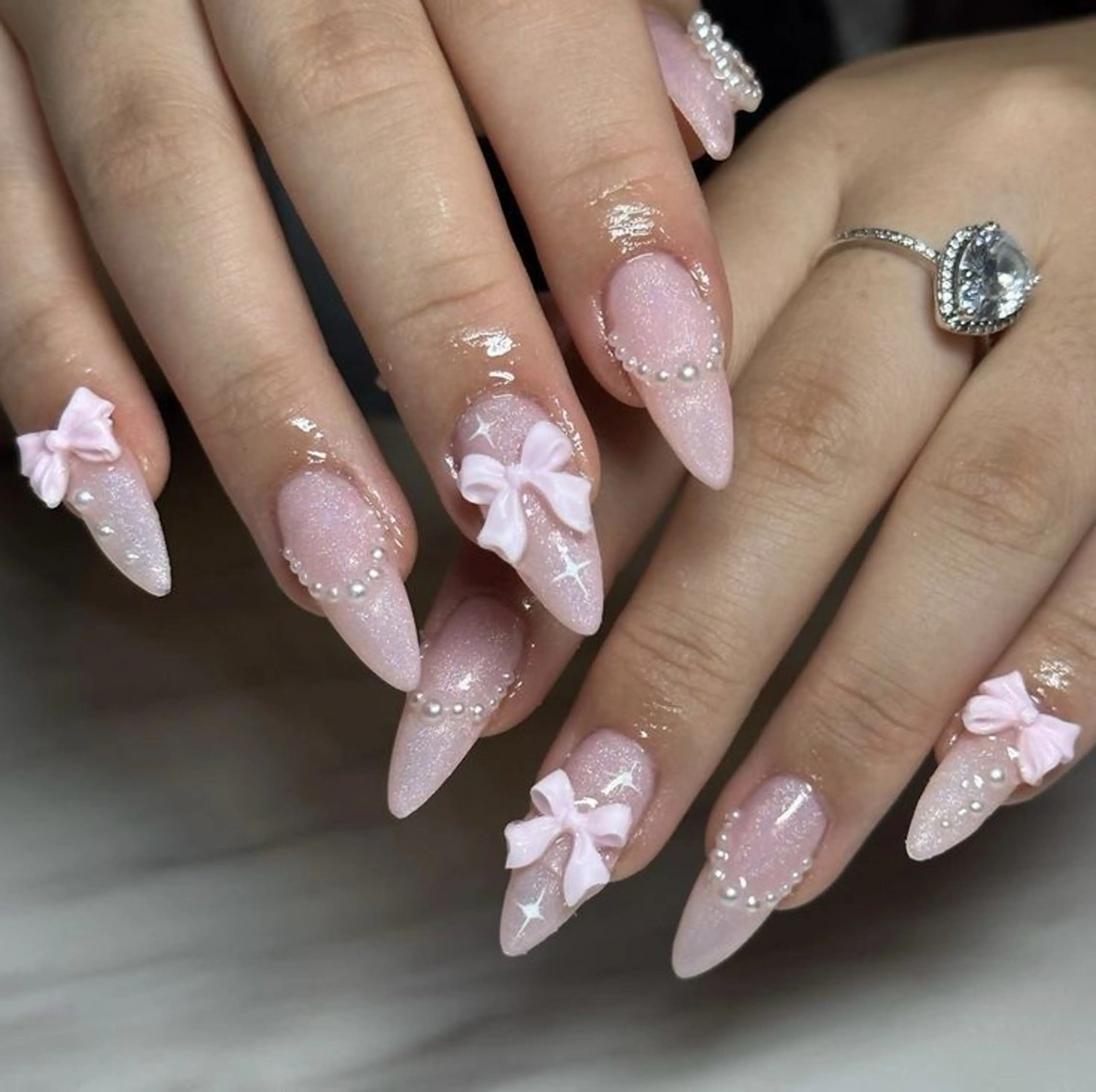 ネイル チークネイル フレンチネイル グラデーション 韓国ネイル マグネットネイル Hana nail所属・Hana Nailのネイルデザイン
