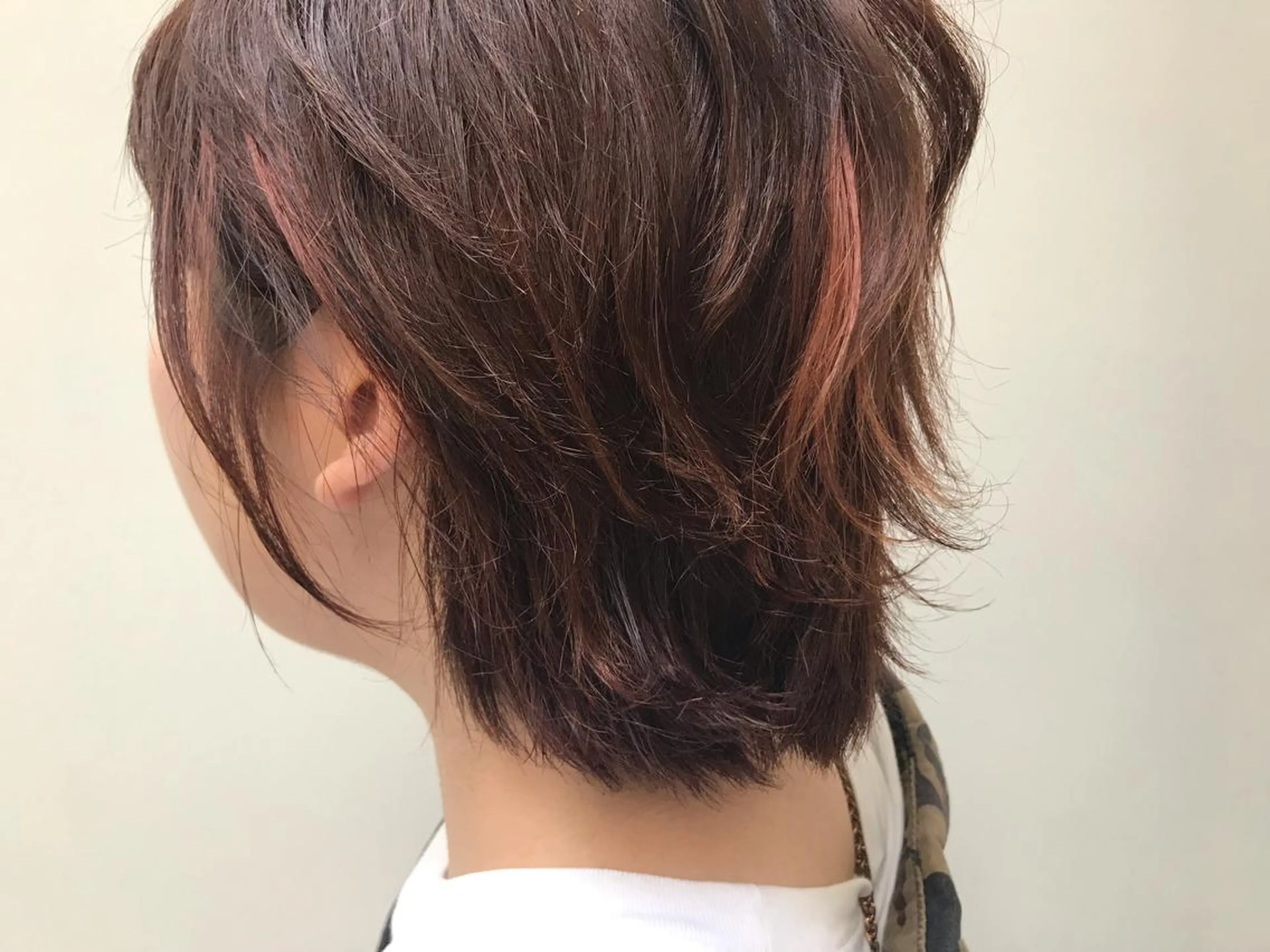 ショート カラー ハイライトカラー オレンジ ハイライト g  hair design所属・土屋 紗也果のヘアスタイル