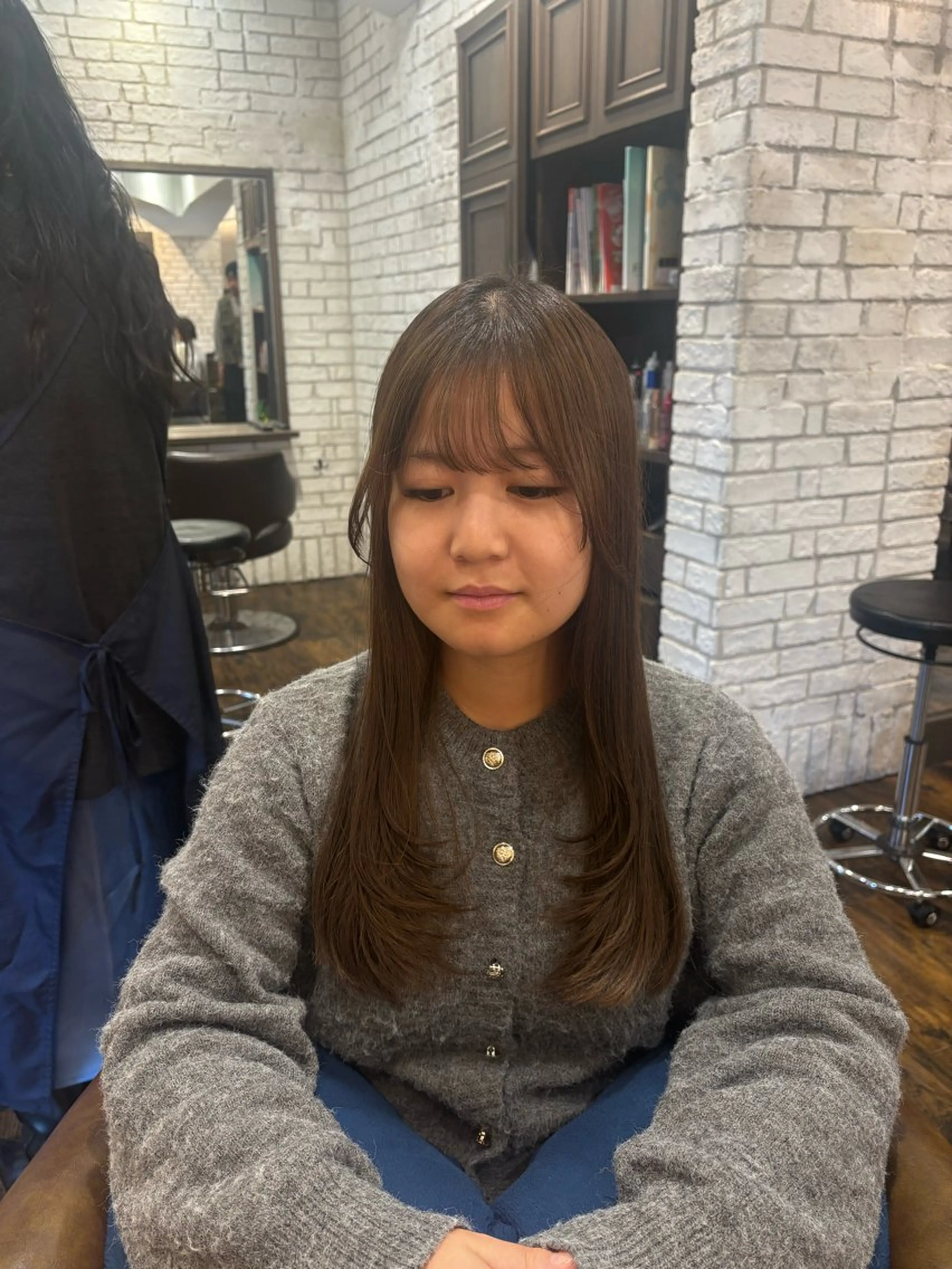 ロング レイヤーカット noa 似合わせ︰ 透明感︰韓国風のヘアスタイル