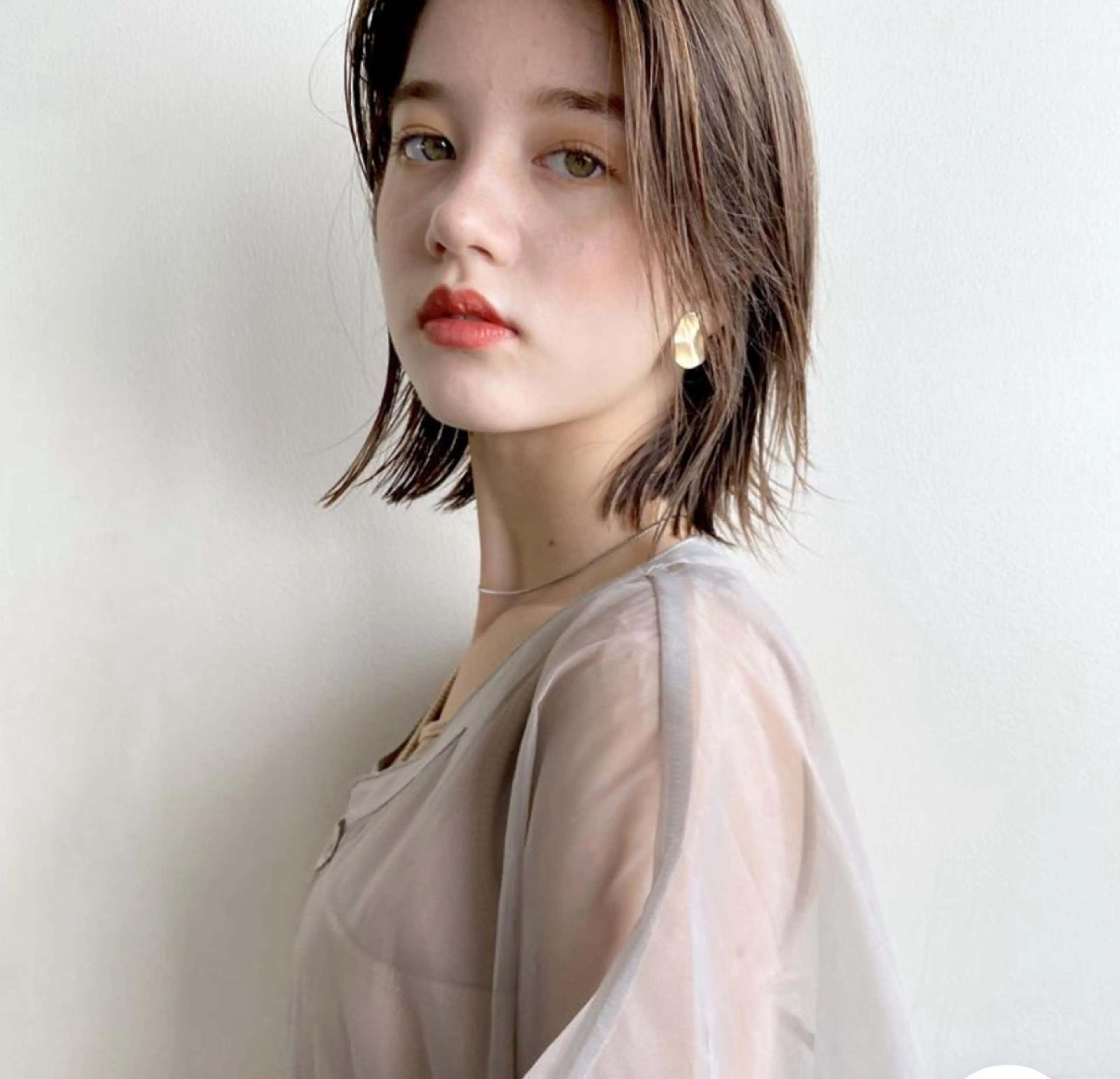 ショート YUJIN 似合わせカラーのヘアスタイル
