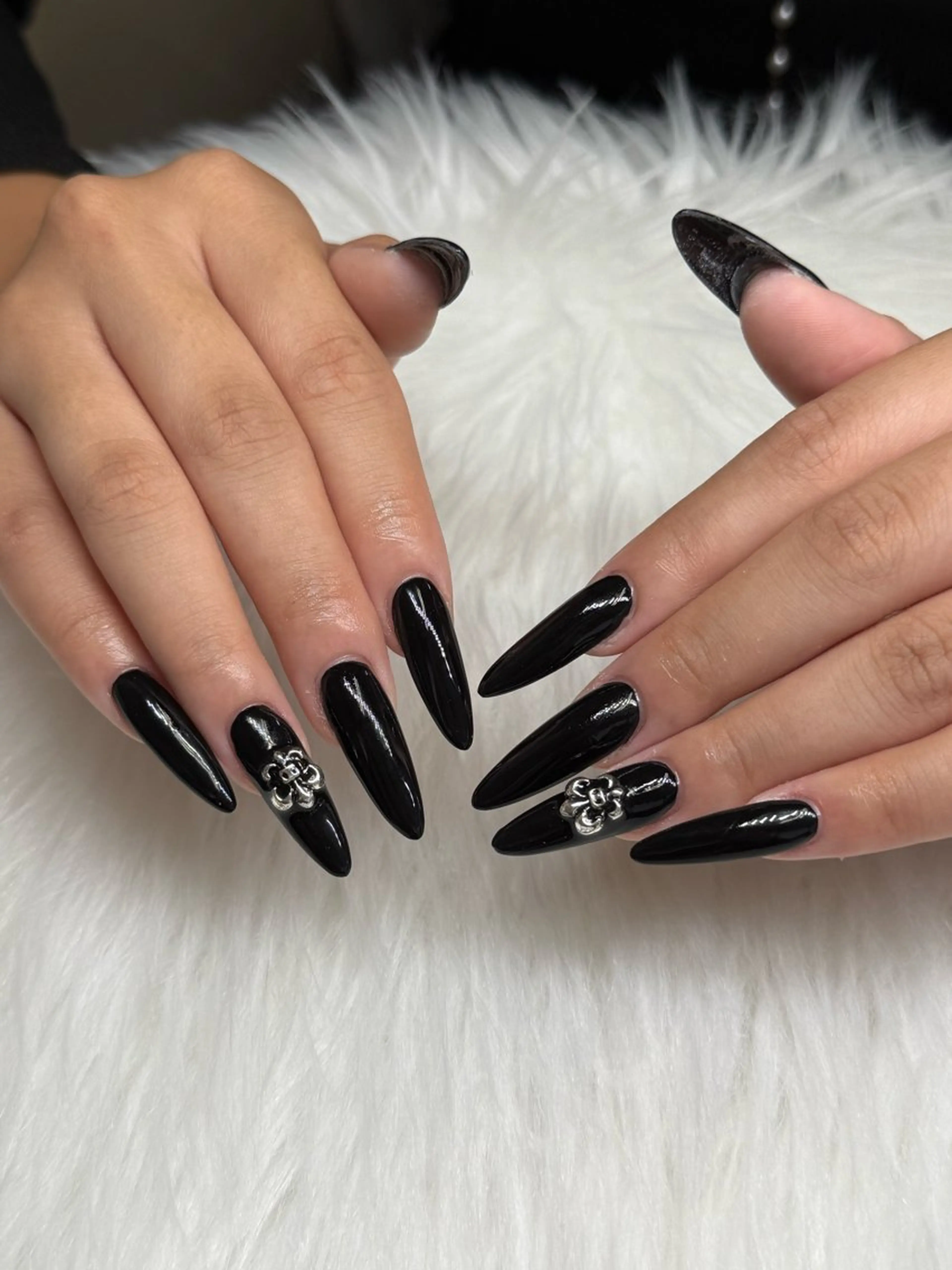 ネイル ハンドネイル 寺崎 葉月のネイルデザイン