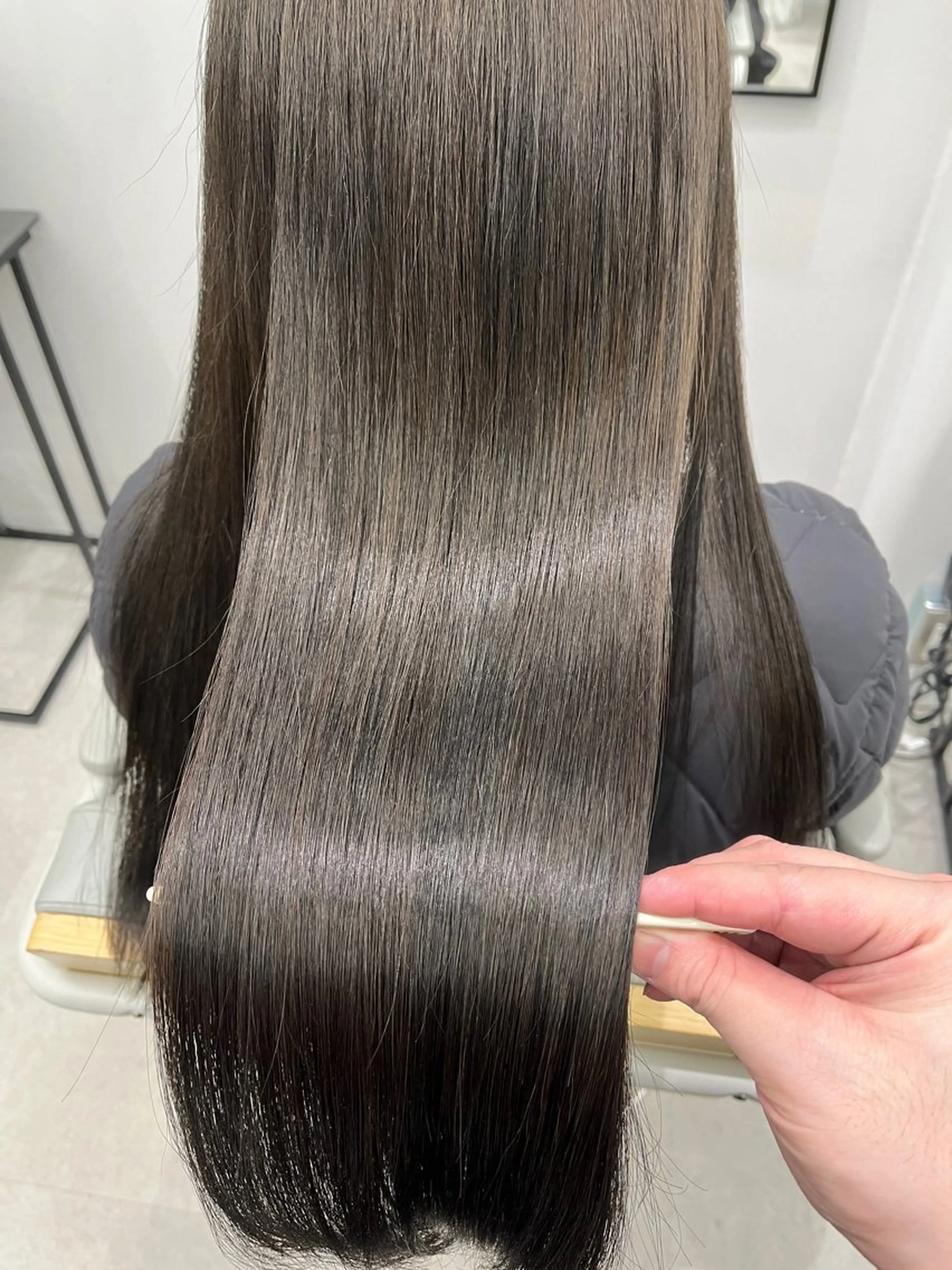 ロング カラー カット ヘアカラー トリートメント 菅 樹希弥のヘアスタイル