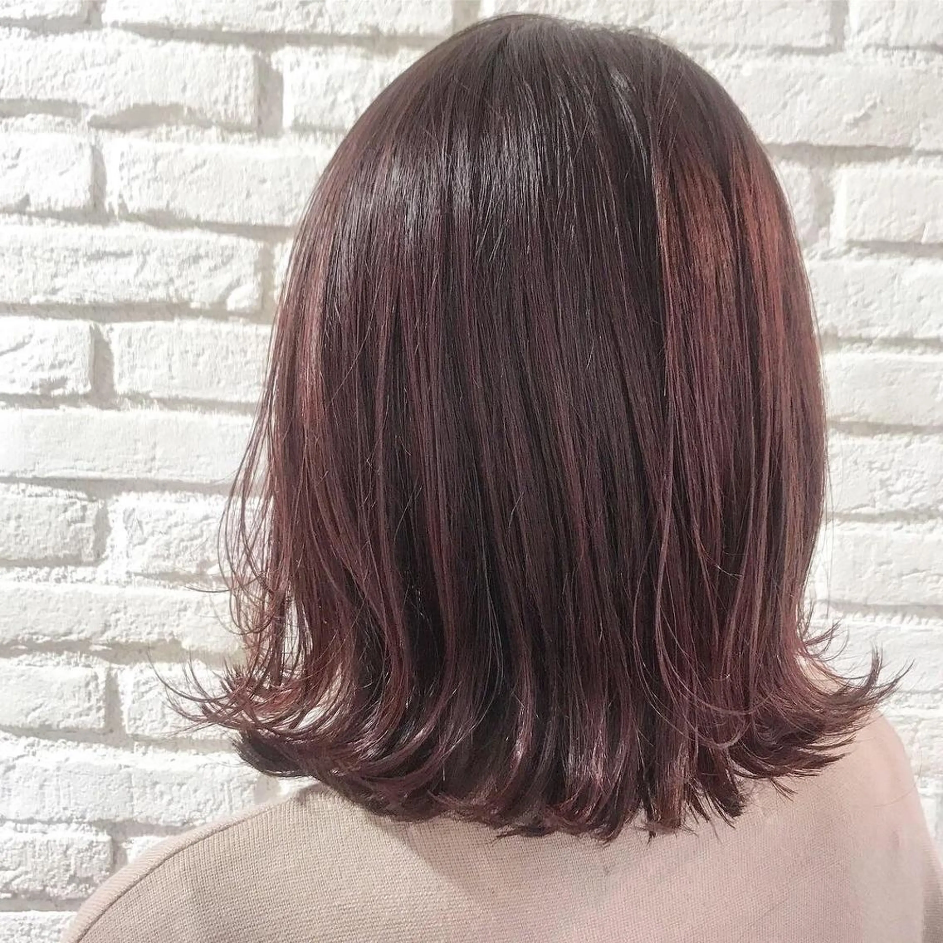 ミディアム カラー 顔周りカット 伊 杏のヘアスタイル