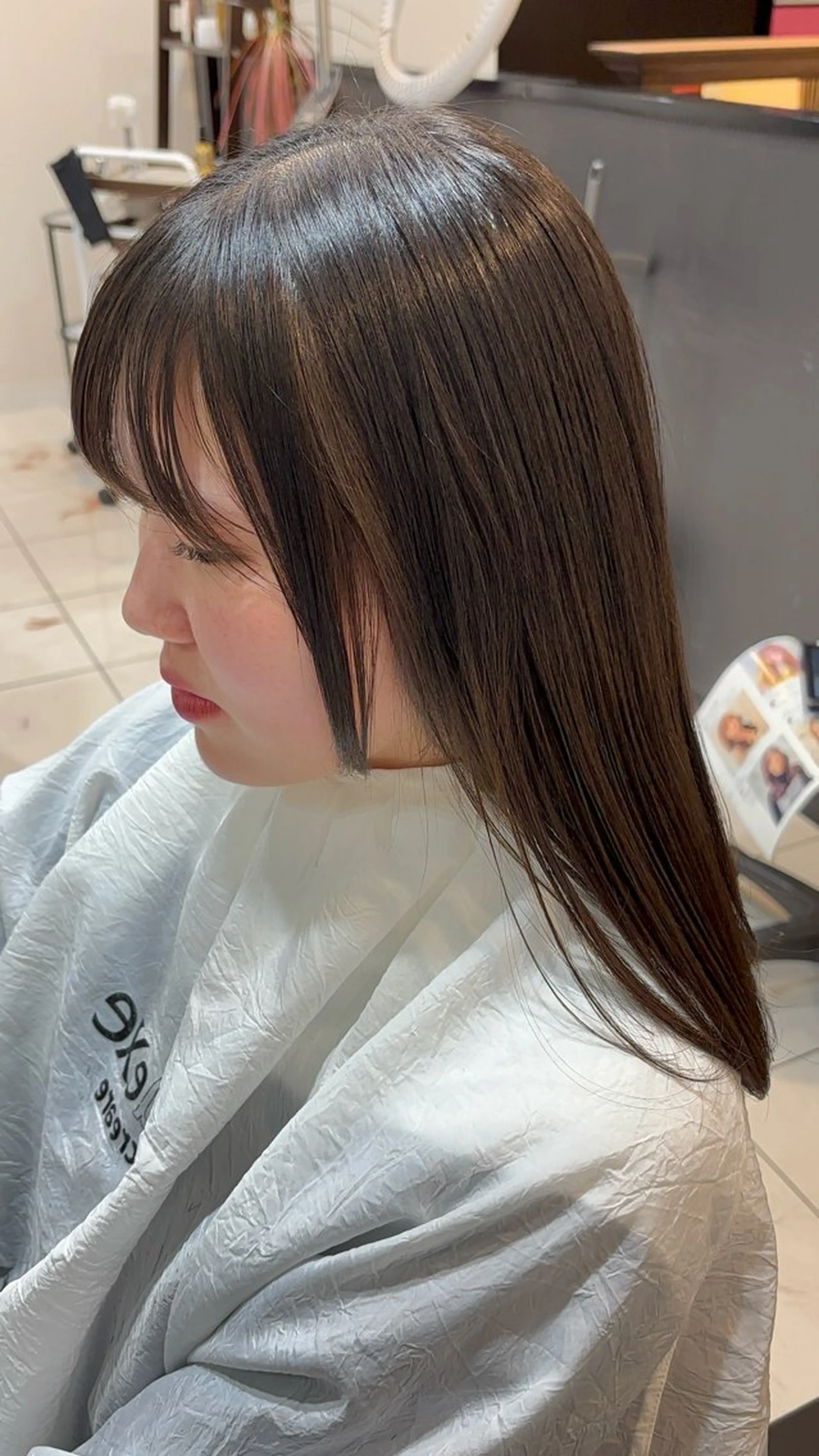 ロング 顔周りカット 小顔カット Luexe所属・河辺 璃久のヘアスタイル